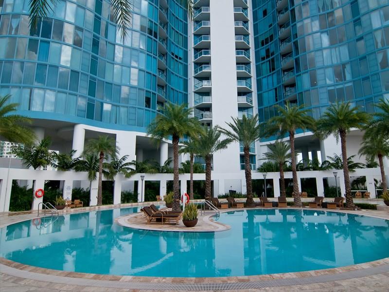 Las Olas River House - Residential