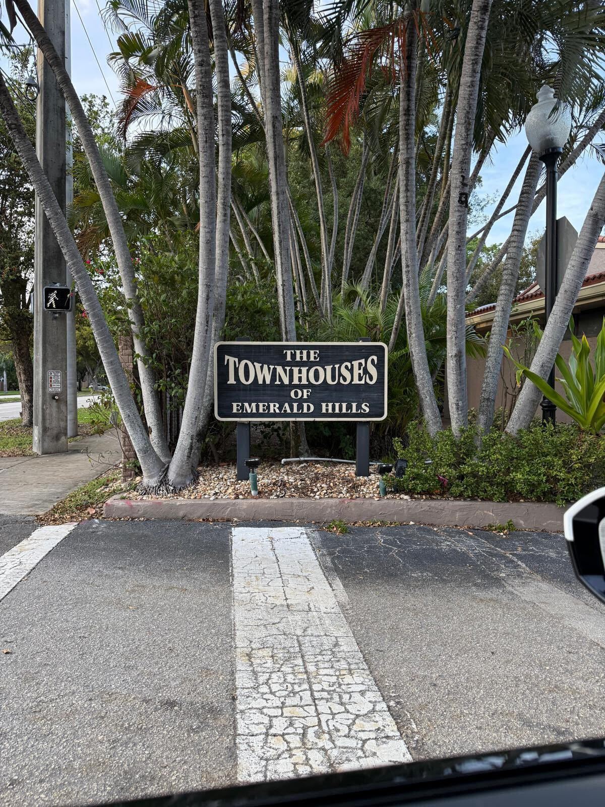 THIS CHARMING 2 BEDROOM 2 BATH 1 STORY VILLA FEATURES SKYLIGHTS IN FORMAL DINING ROOM. SPACIOUS SPLIT BEDROOM PLAN. COZY BACK PATIO, PRIVATE FRONT ATRIUM. GORGEOUS WELL KEPT COMMUNITY INCLUDES HEATED POOL & GREAT CLUBHOUSE. PRICED TO SELL IN PRESTIGIOUS EMERALD HILL.S. CLOSE TO HOSPITALS, SHOPPING CENTERS, DOCTORS, ALL MAJOR HIGHWAYS, HOUSE OF WORSHIP, BEACH & PUBLIC TRANSPORTATION. "AS- IS" CONDITION. THIS CHARMING 2 BEDROOM 2 BATH 1 STORY VILLA FEATURES SKYLIGHTS IN FORMAL DINING ROOM. SPACIOUS SPLIT BEDROOM PLAN. COZY BACK PATIO, PRIVATE FRONT ATRIUM. GORGEOUS WELL KEPT COMMUNITY INCLUDES HEATED POOL & GREAT CLUBHOUSE. PRICED TO SELL IN PRESTIGIOUS EMERALD HILL.S. CLOSE TO HOSPITALS, SHOPPING CENTERS, DOCTORS, ALL MAJOR HIGHWAYS, HOUSE OF WORSHIP, BEACH & PUBLIC TRANSPORTATION. "AS- IS" CONDITION.