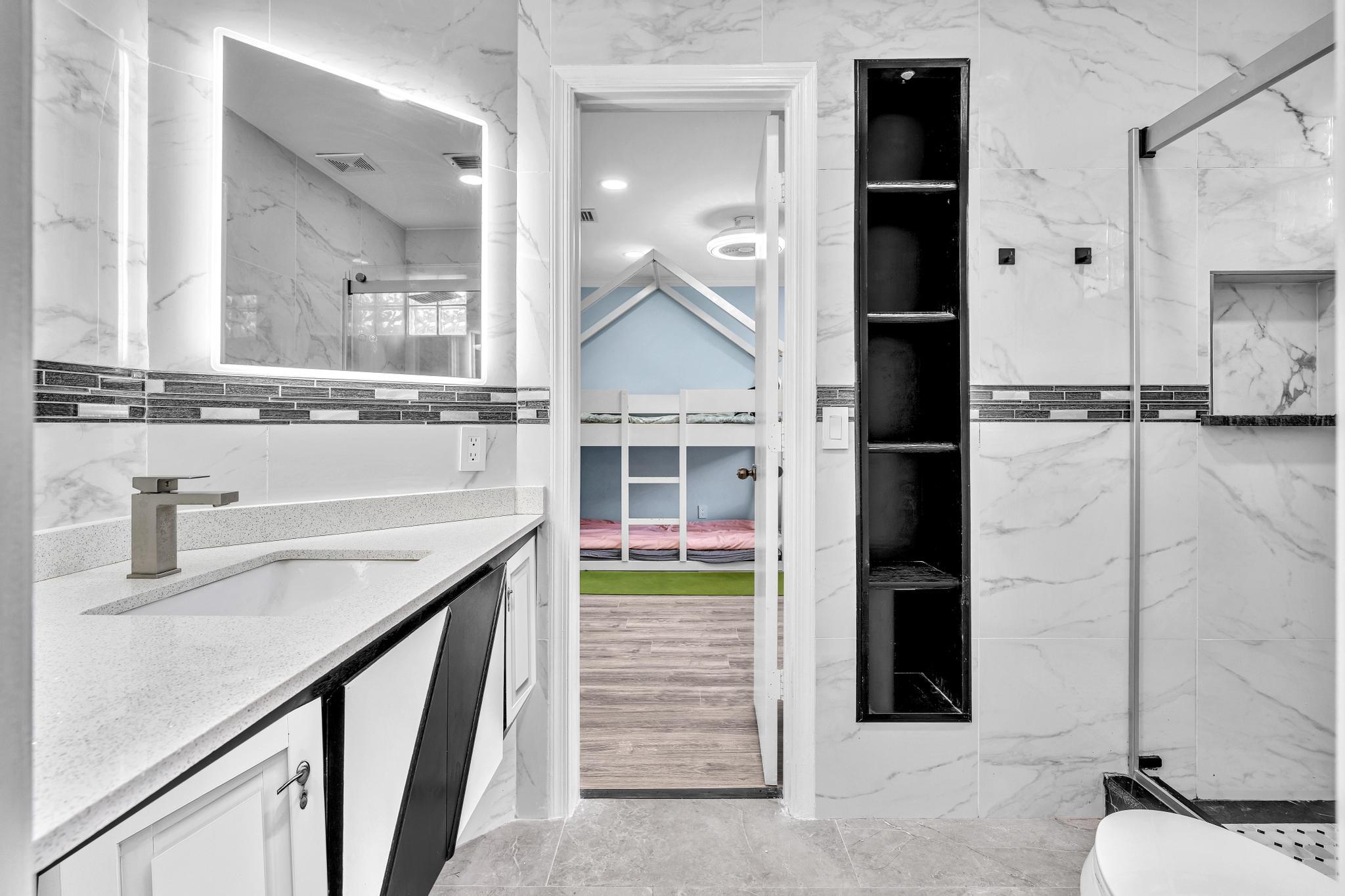 PORTOFINO CONDOMINIUM SECTION 2 - Residential