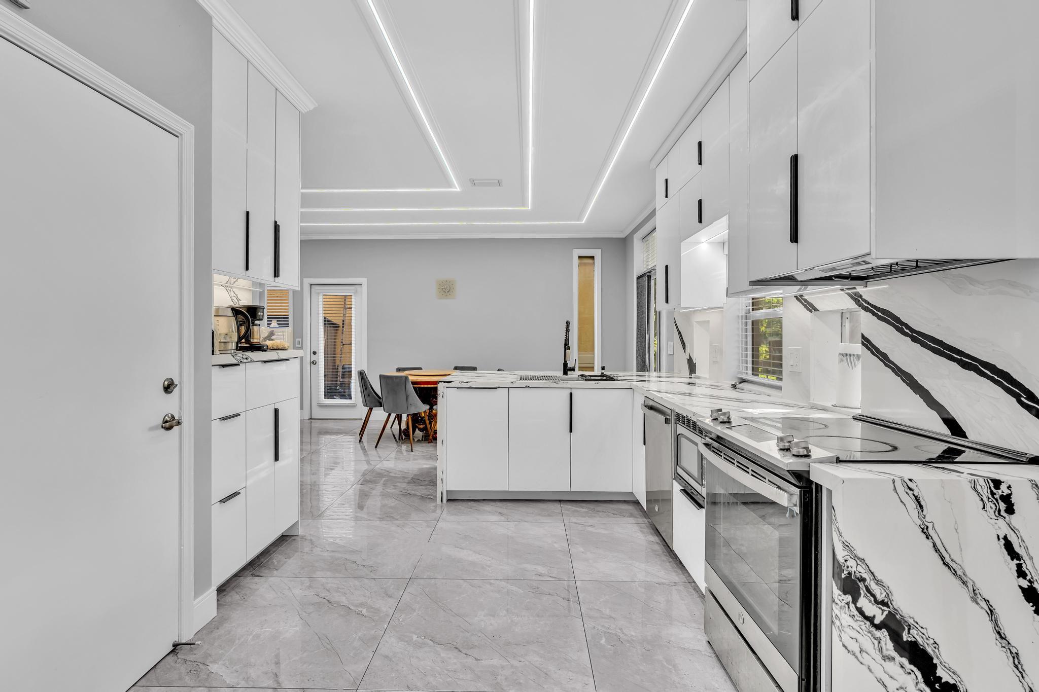 PORTOFINO CONDOMINIUM SECTION 2 - Residential