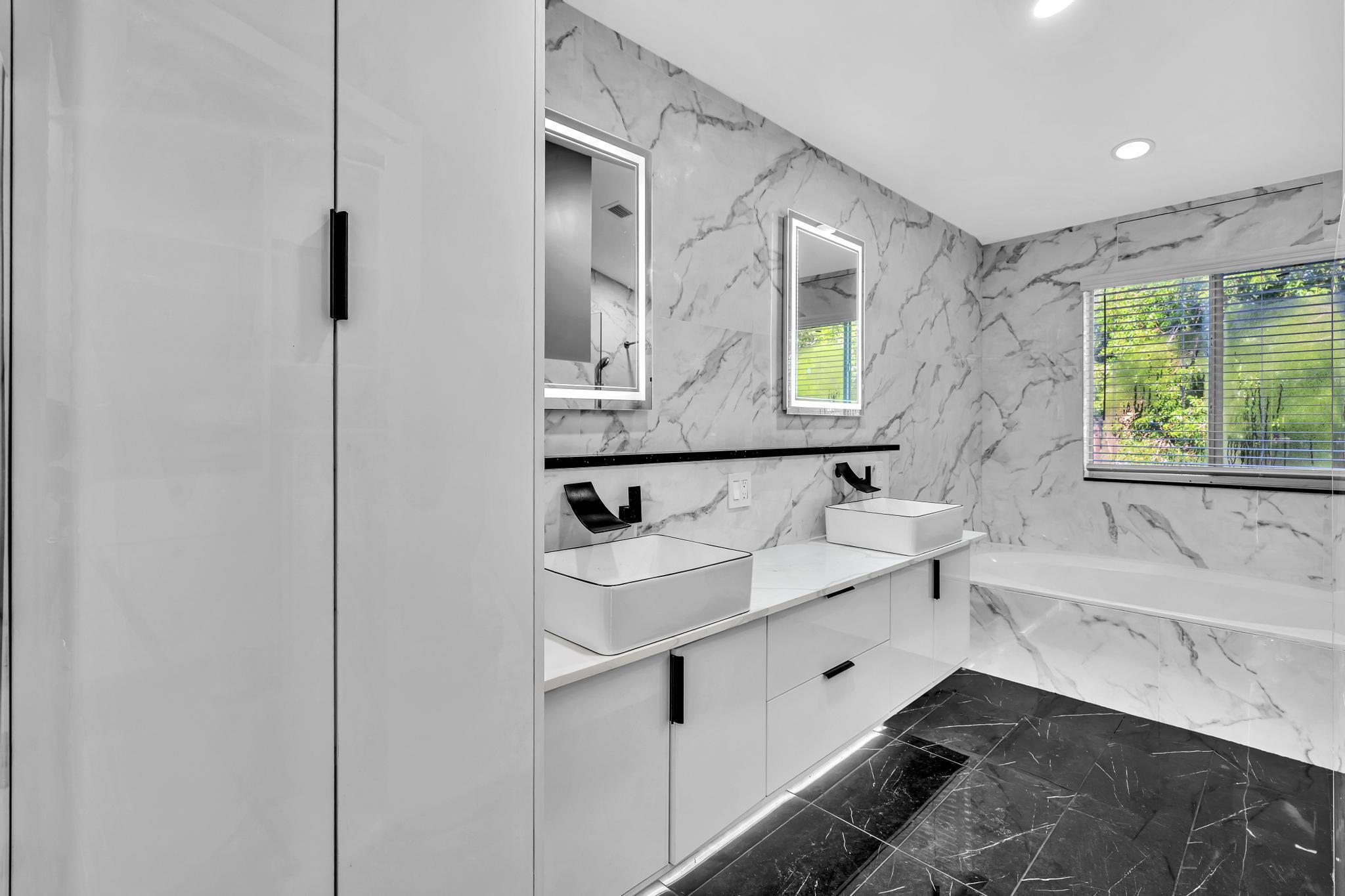 PORTOFINO CONDOMINIUM SECTION 2 - Residential