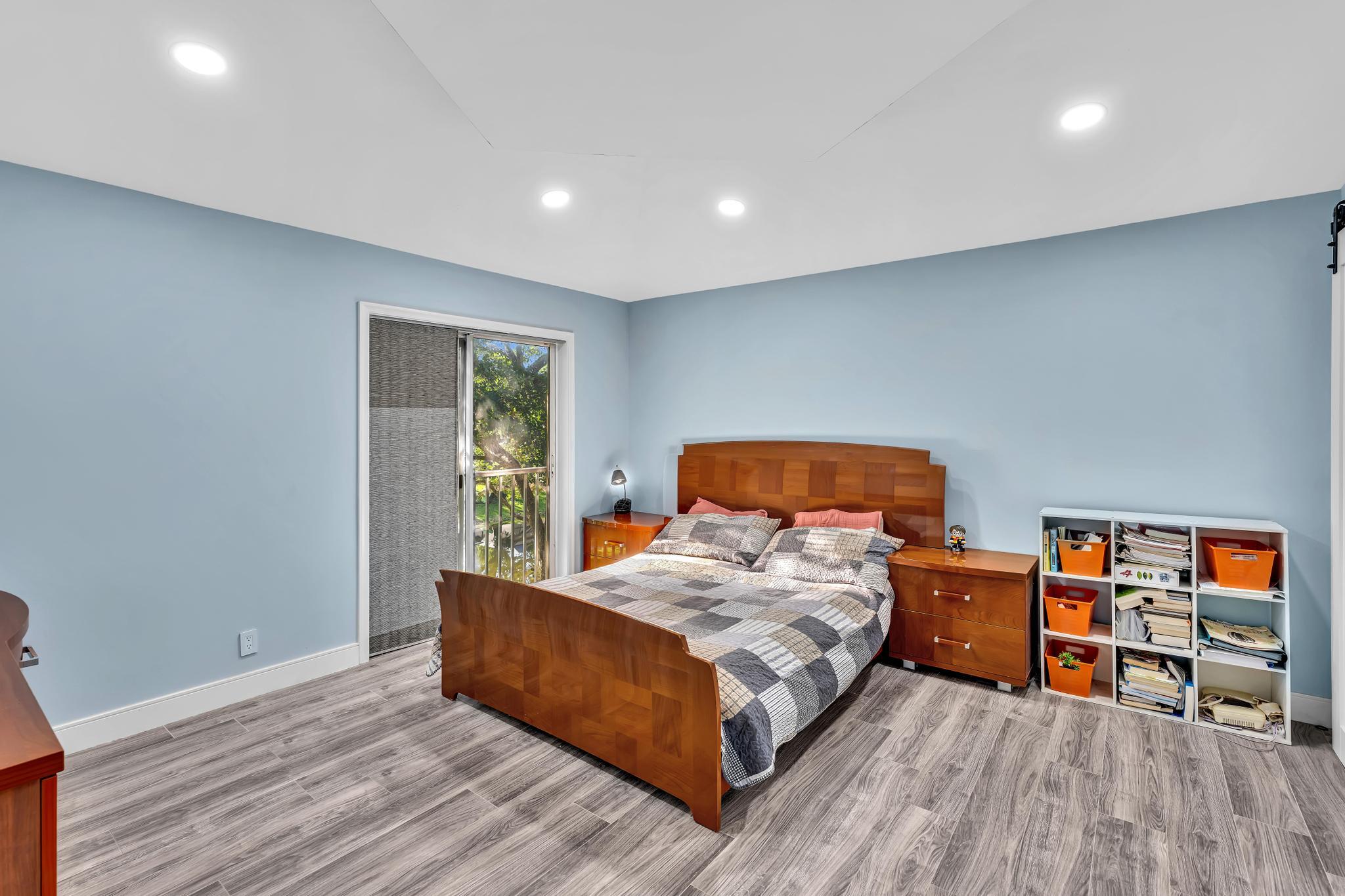 PORTOFINO CONDOMINIUM SECTION 2 - Residential