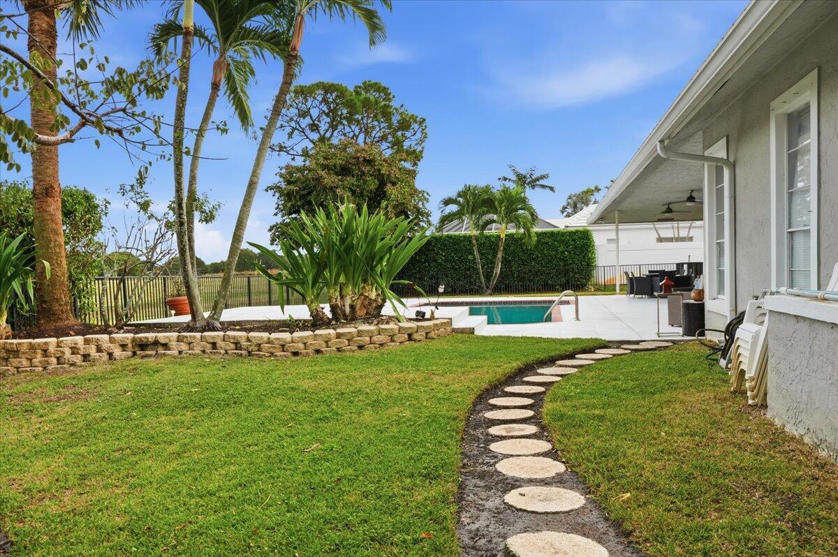 GREENVIEW COVE OF WELLINGTON - Residential