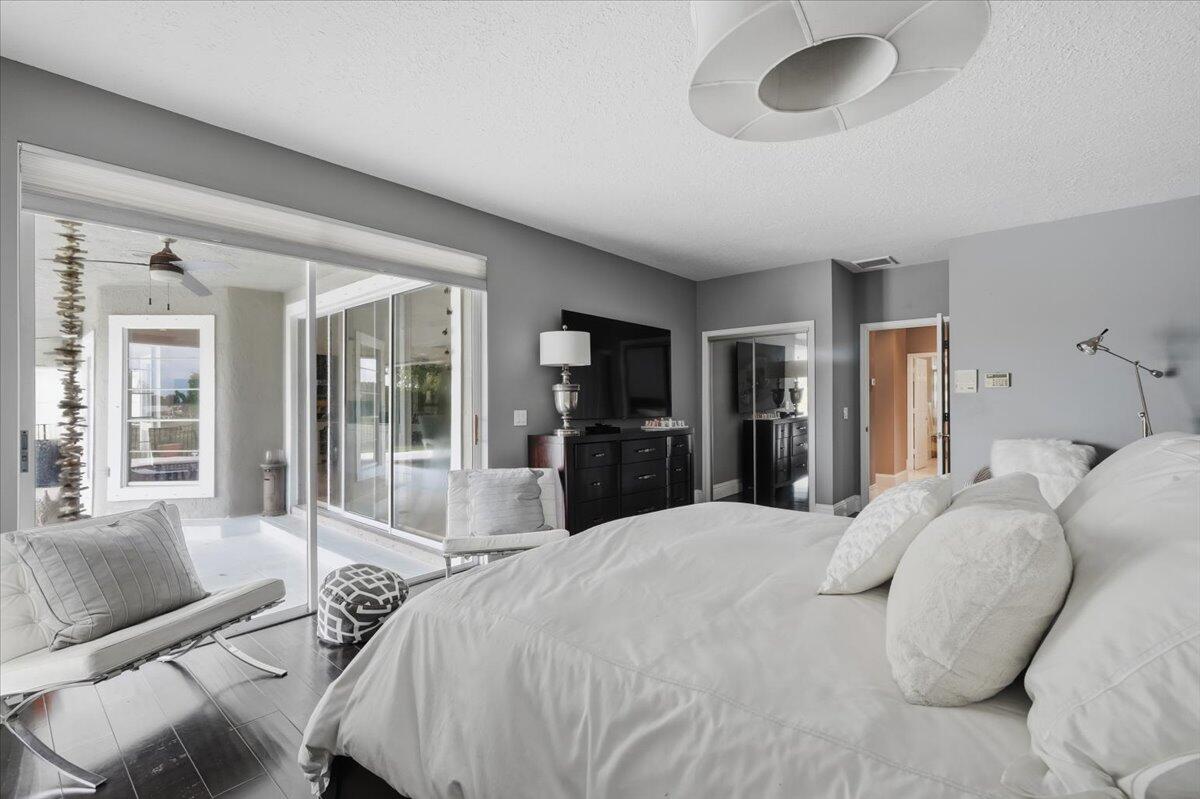 GREENVIEW COVE OF WELLINGTON - Residential