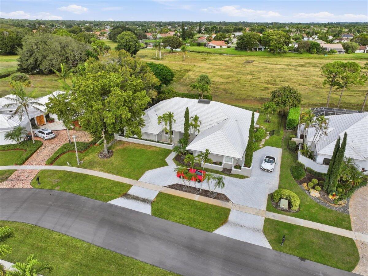 GREENVIEW COVE OF WELLINGTON - Residential