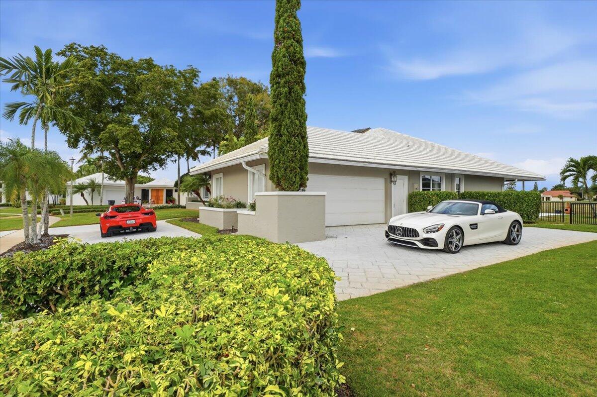 GREENVIEW COVE OF WELLINGTON - Residential