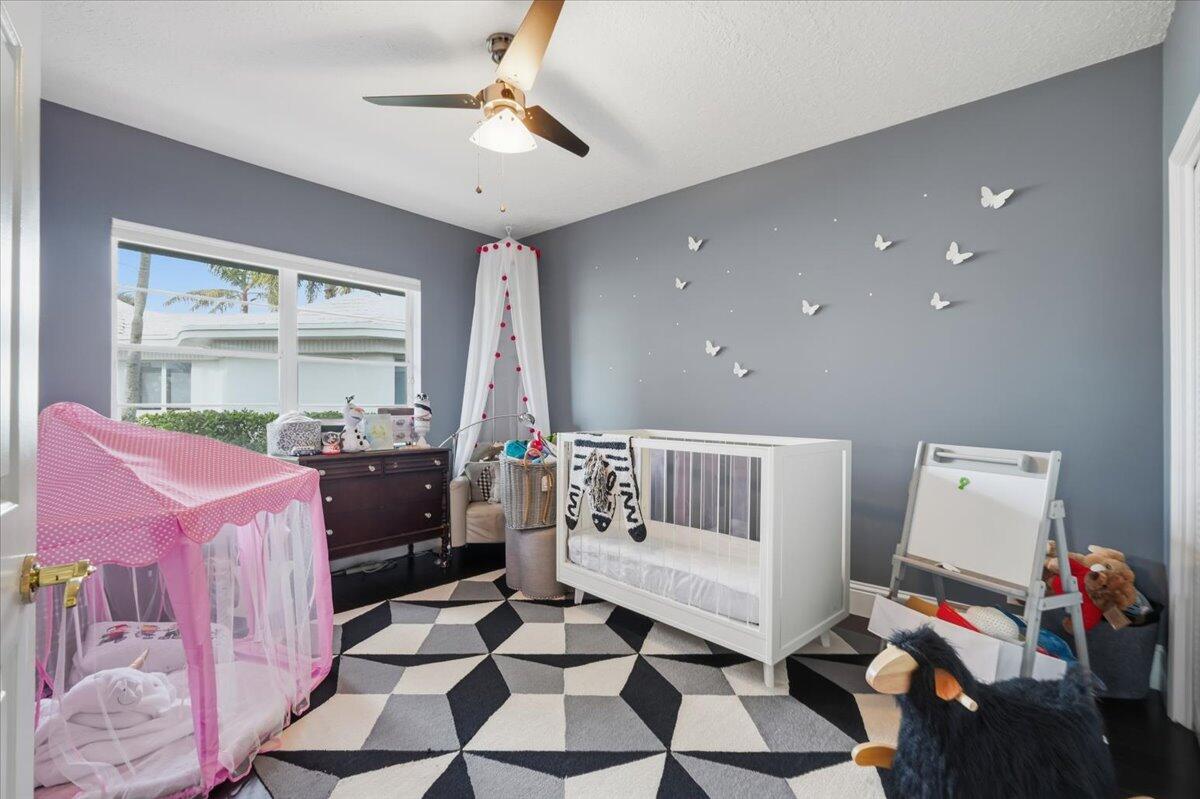 GREENVIEW COVE OF WELLINGTON - Residential