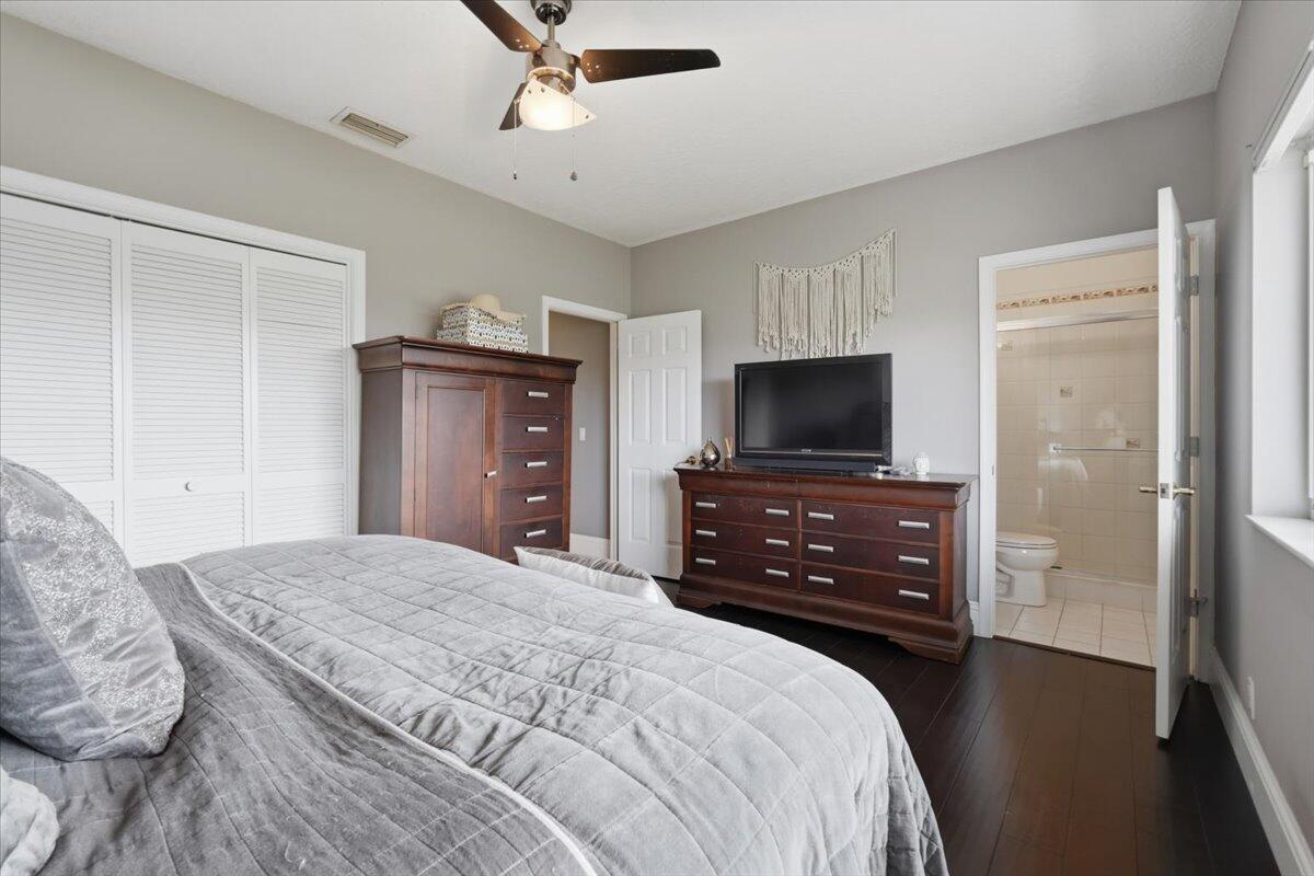 GREENVIEW COVE OF WELLINGTON - Residential