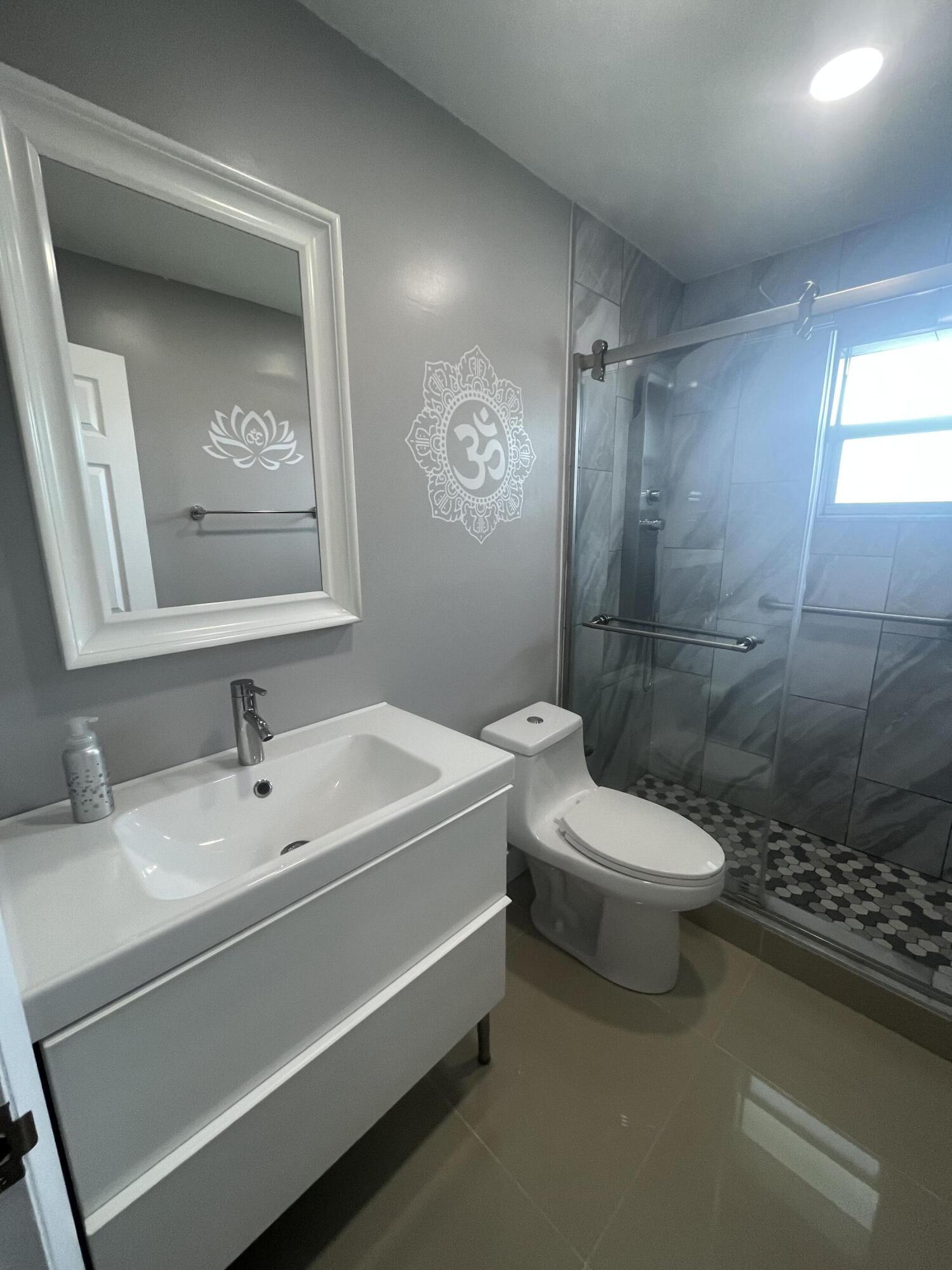 PALM BEACH LEISUREVILLE - Residential Lease