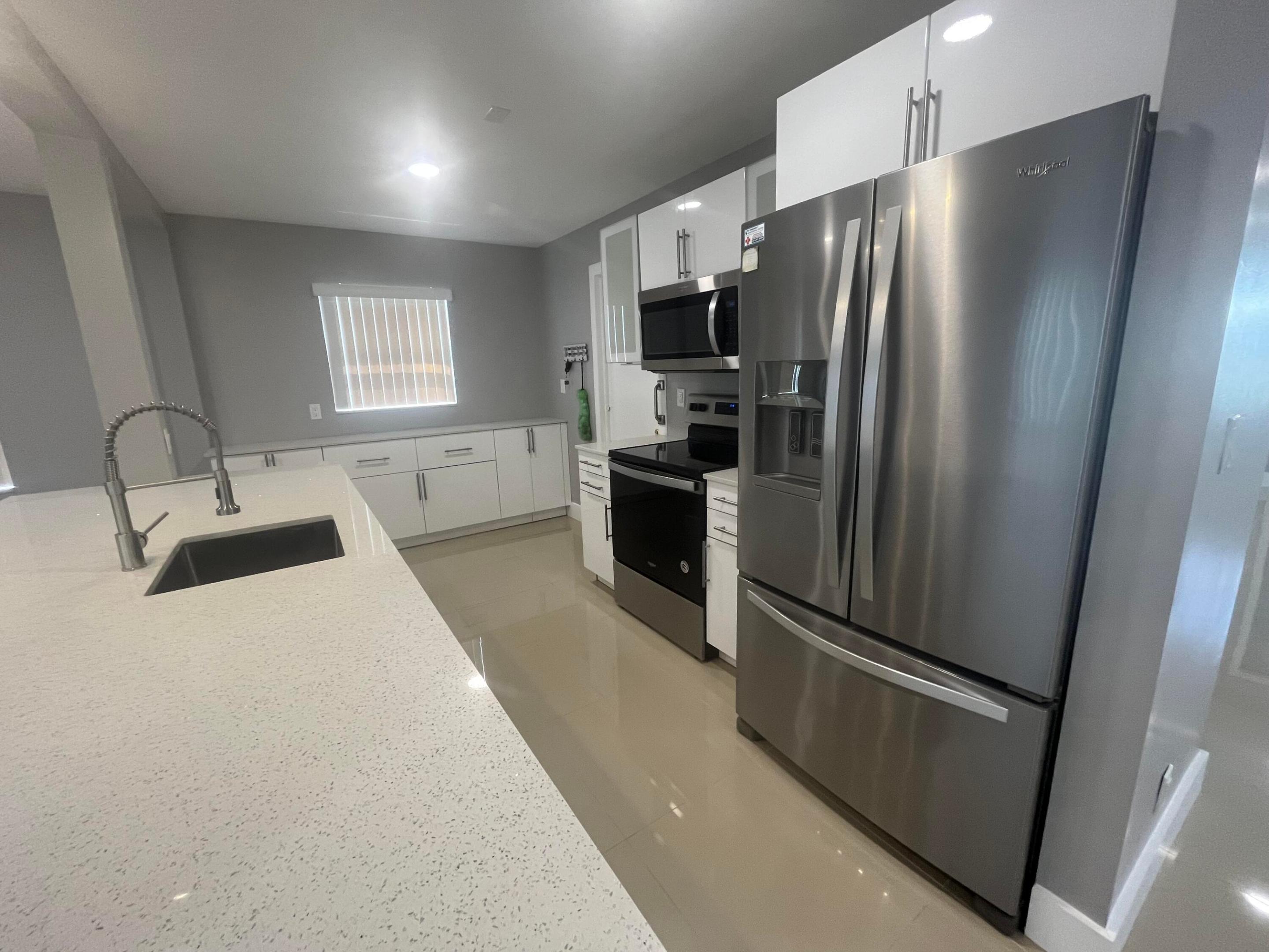 PALM BEACH LEISUREVILLE - Residential Lease