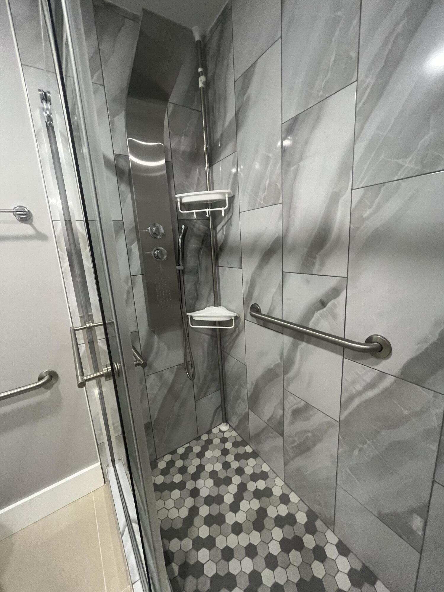 PALM BEACH LEISUREVILLE - Residential Lease