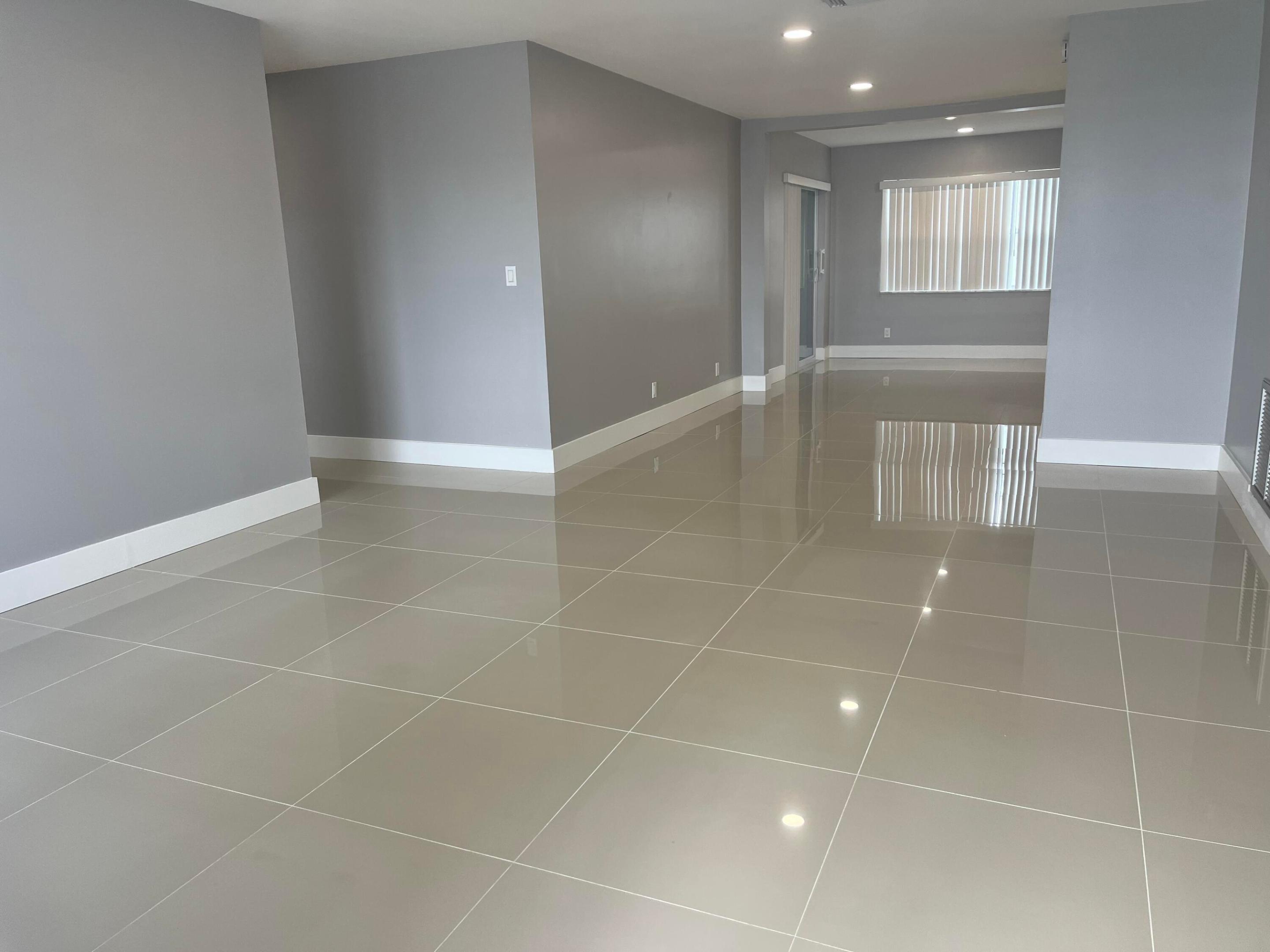 PALM BEACH LEISUREVILLE - Residential Lease