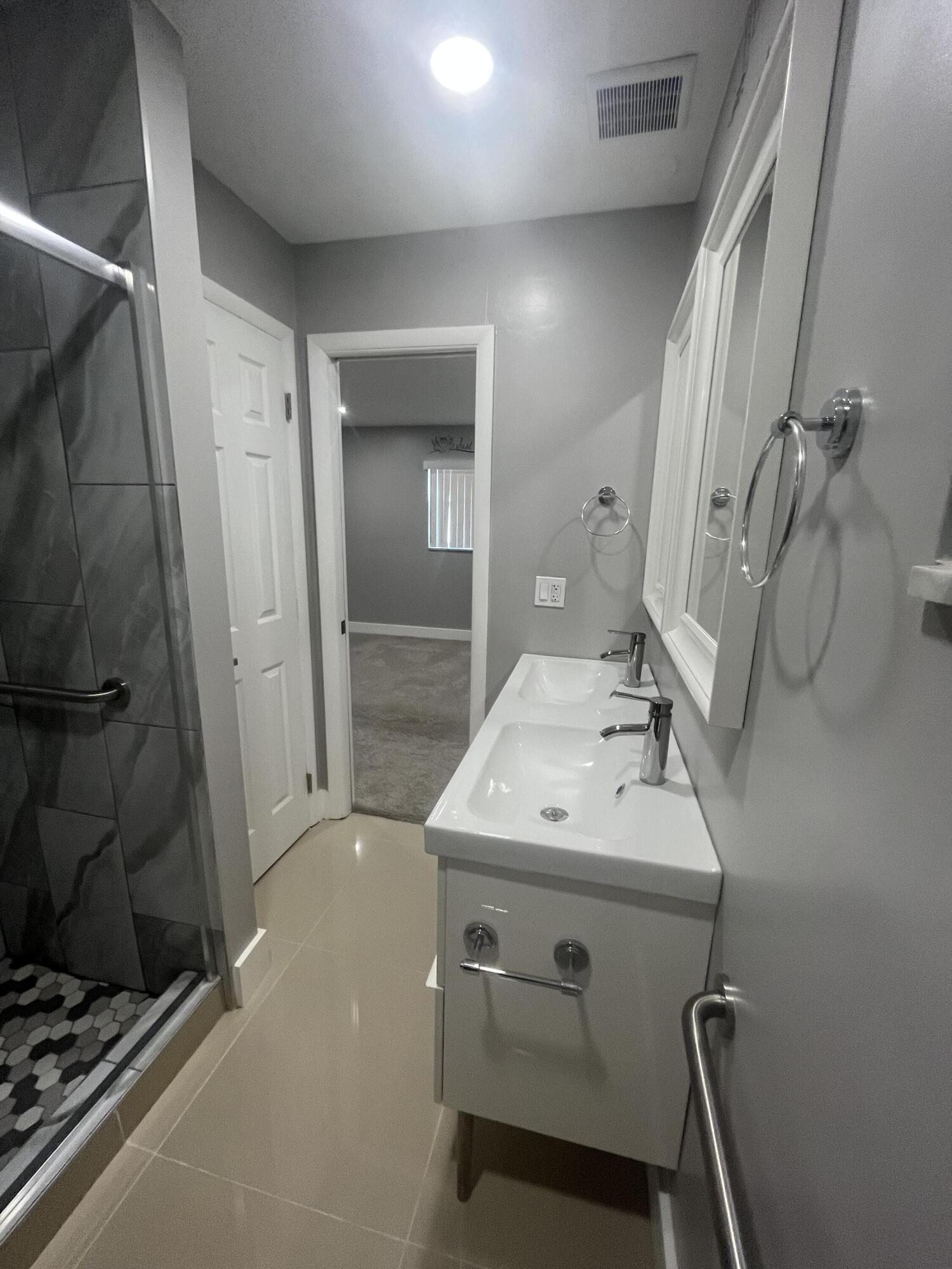 PALM BEACH LEISUREVILLE - Residential Lease