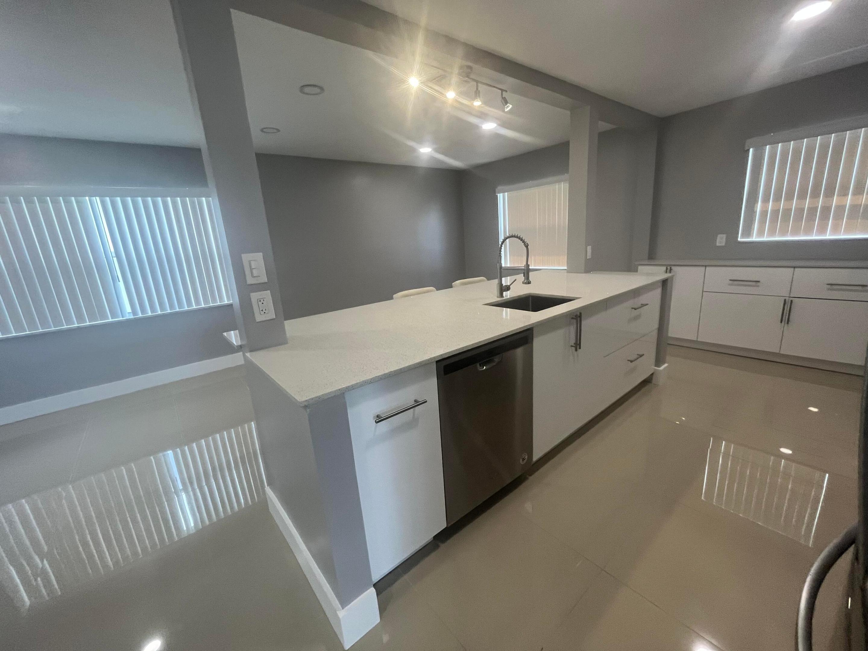 PALM BEACH LEISUREVILLE - Residential Lease