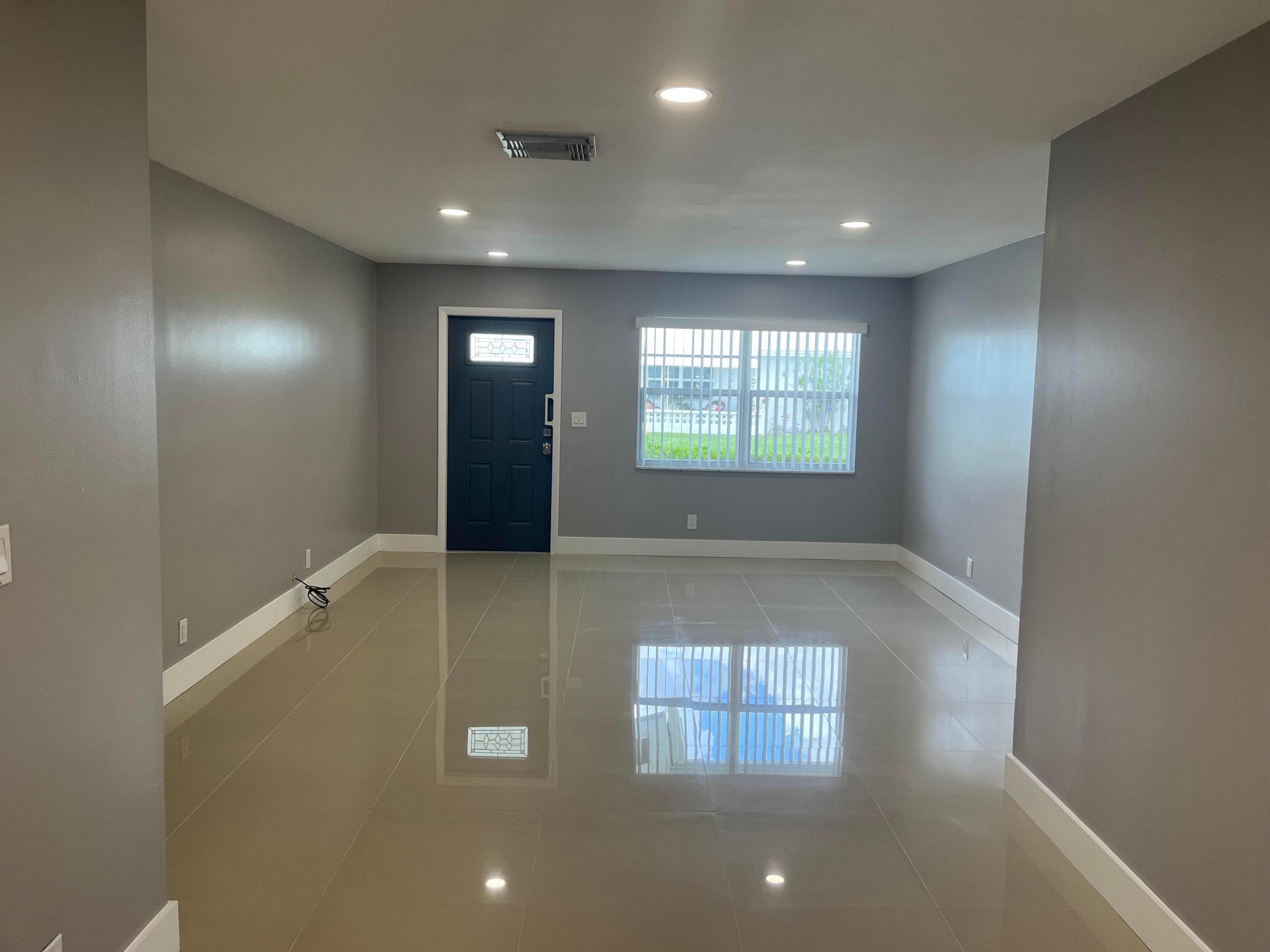 PALM BEACH LEISUREVILLE - Residential Lease