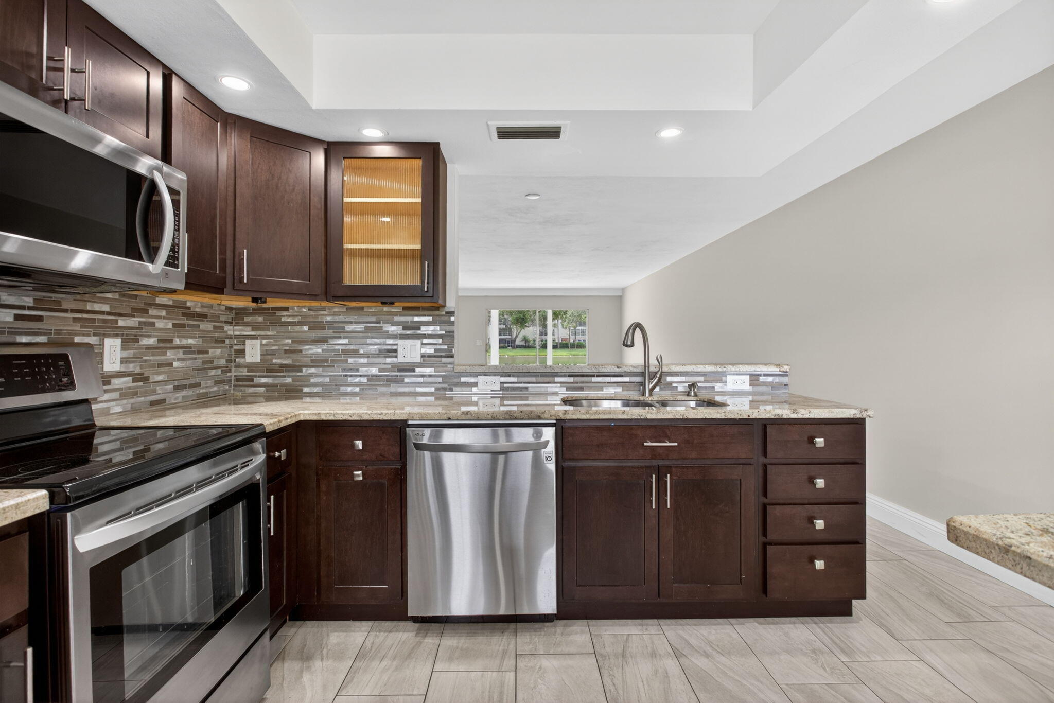 LUCAYA VILLAGE 2-A CONDO - Residential