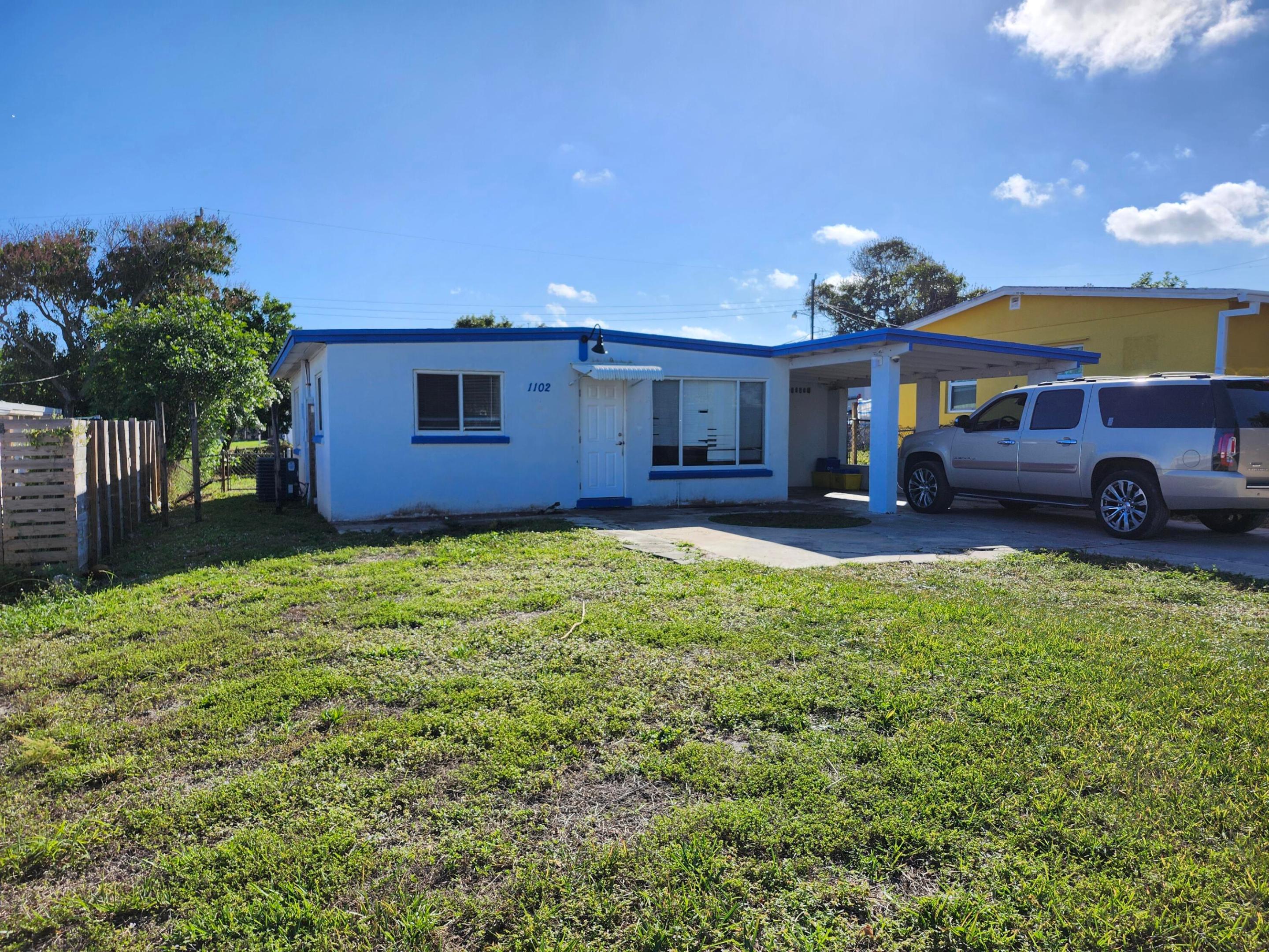 HYPOLUXO RIDGE - Residential Lease
