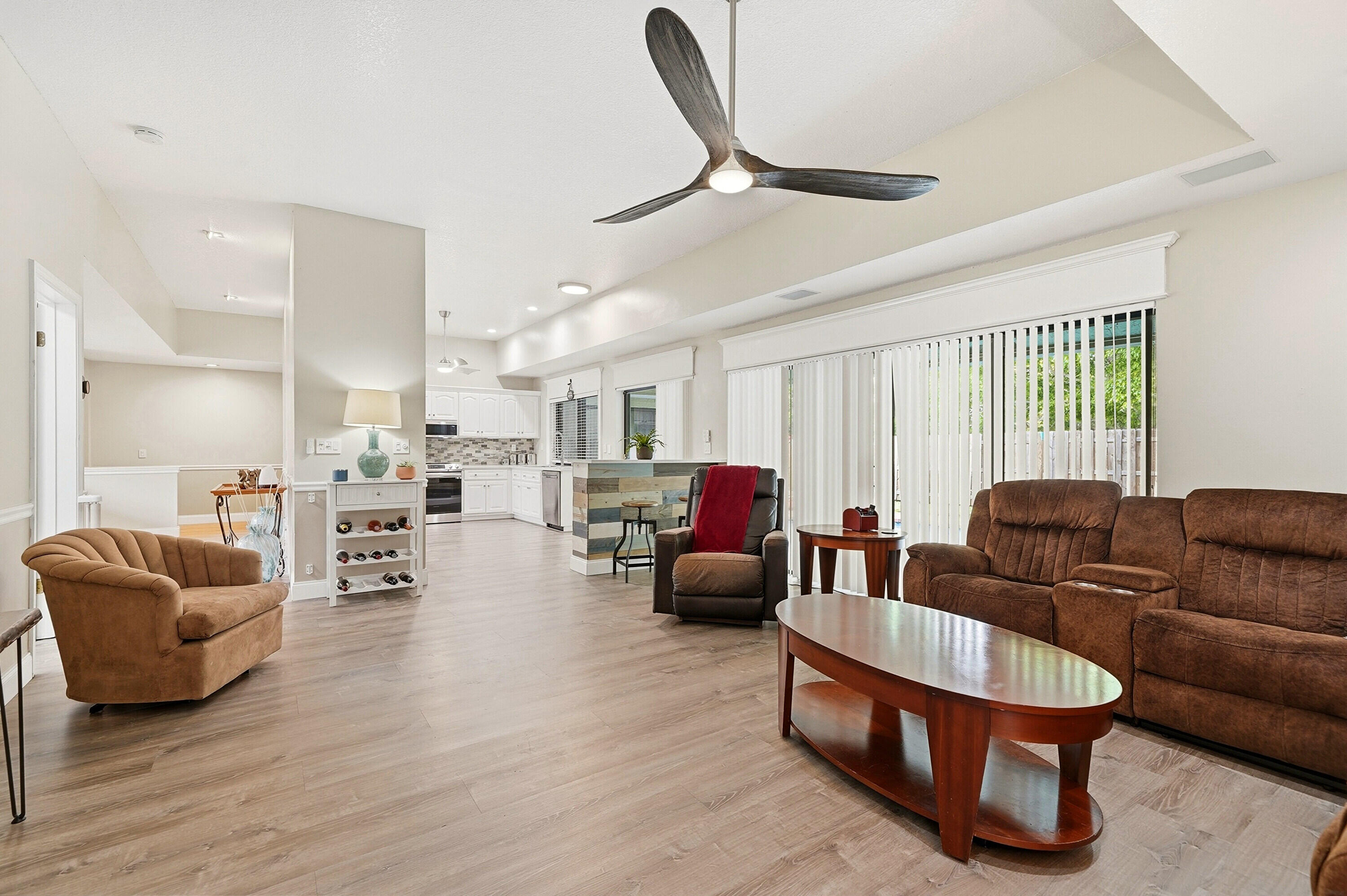 ALTA VISTA - Residential