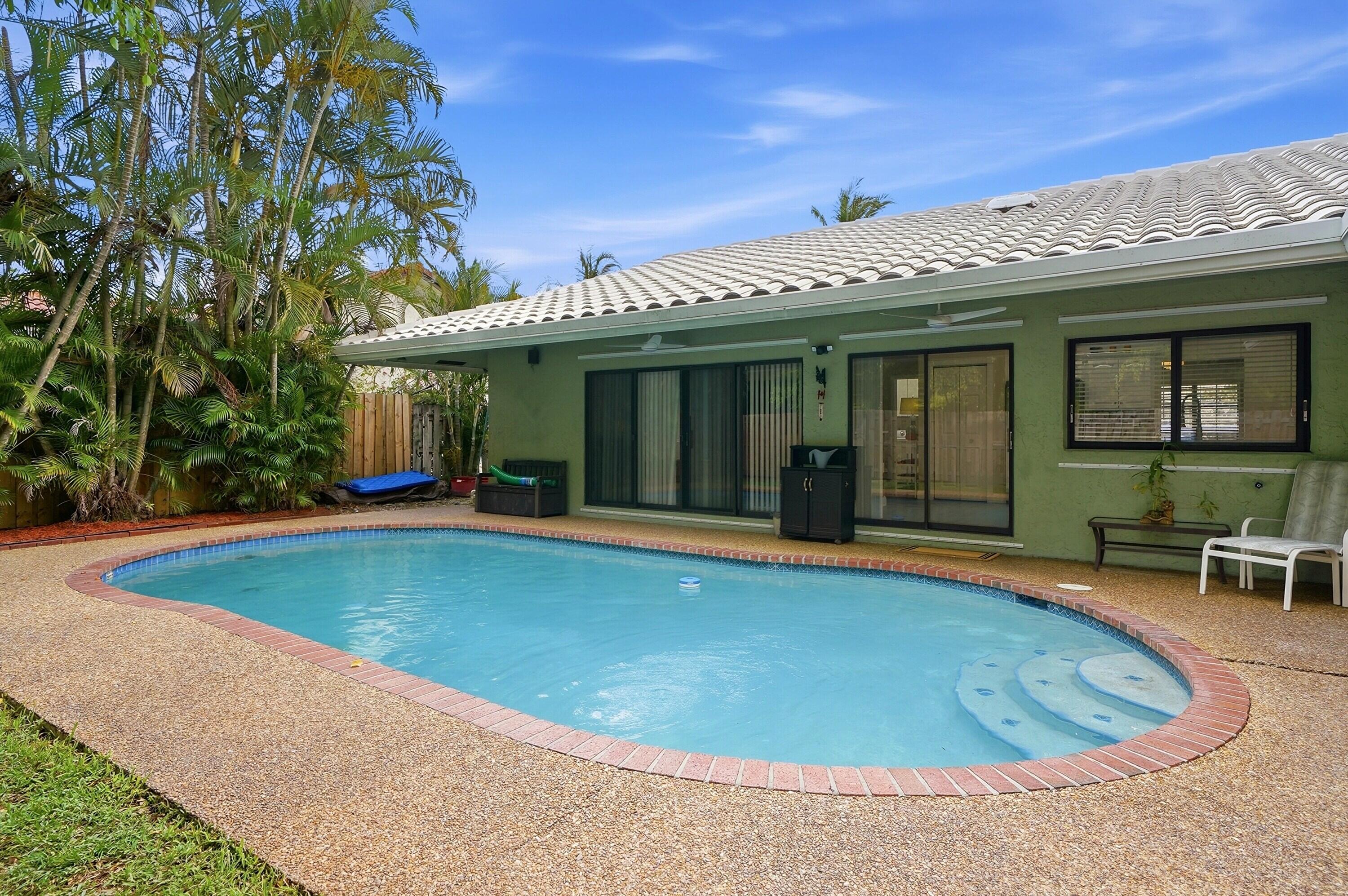 ALTA VISTA - Residential