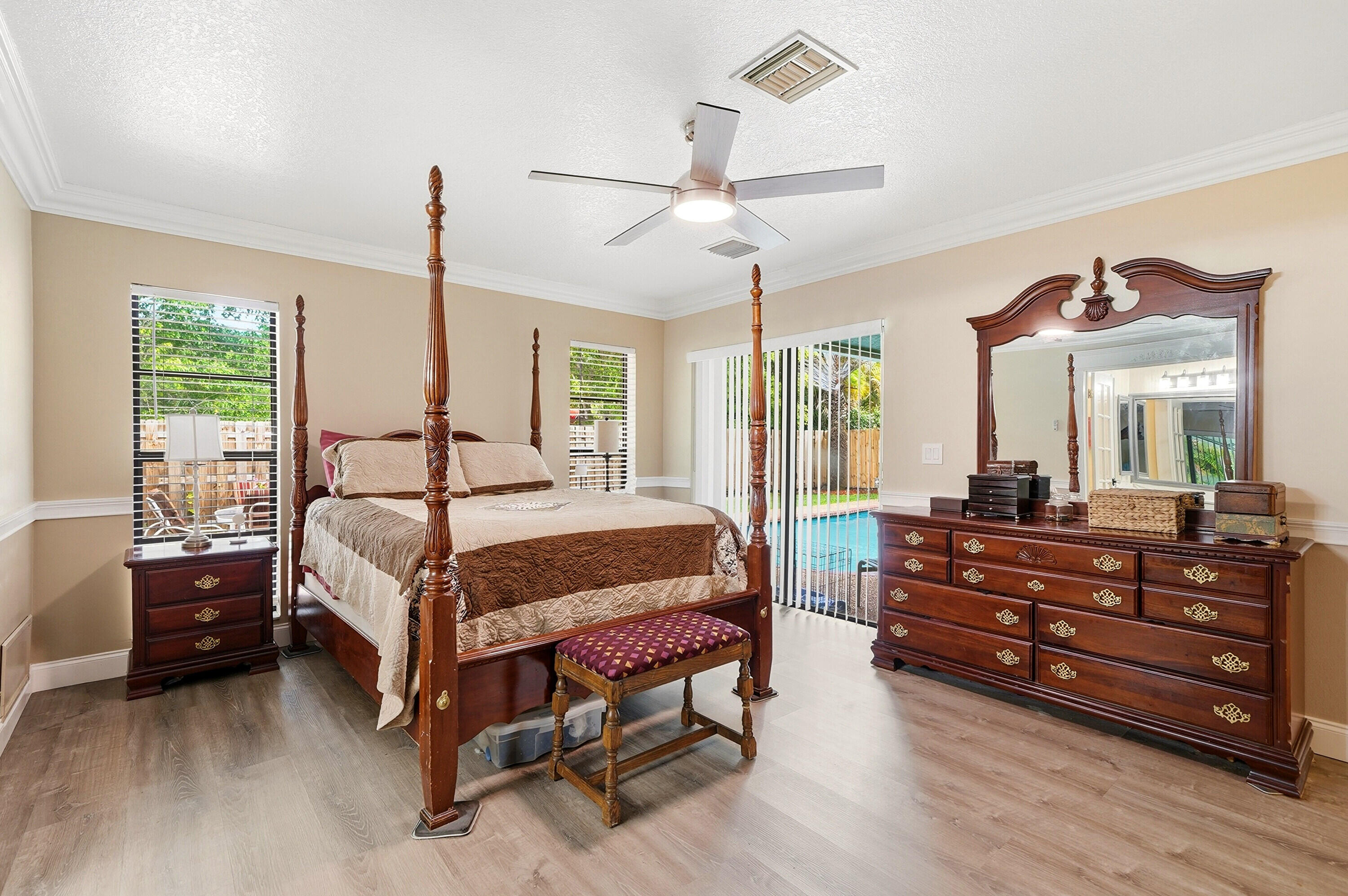 ALTA VISTA - Residential