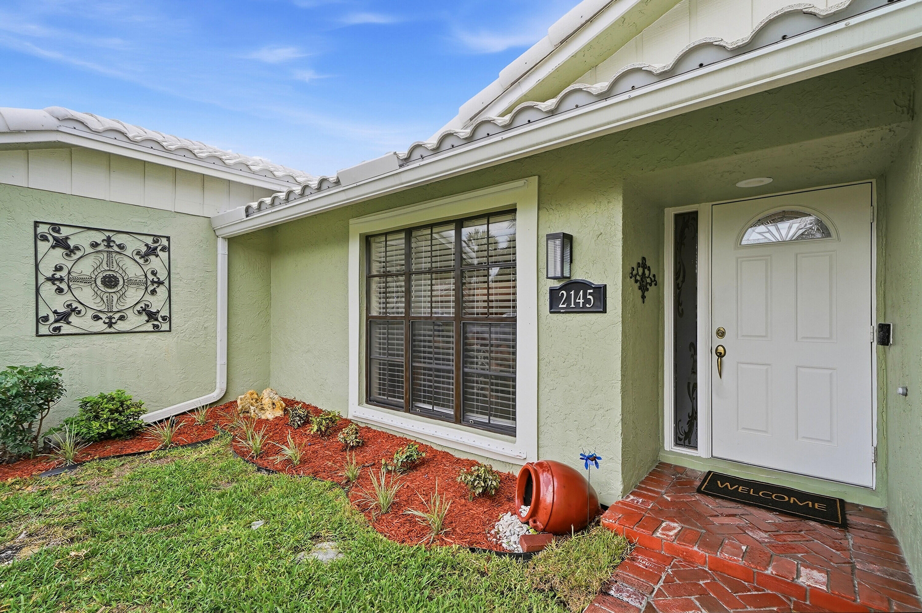 ALTA VISTA - Residential