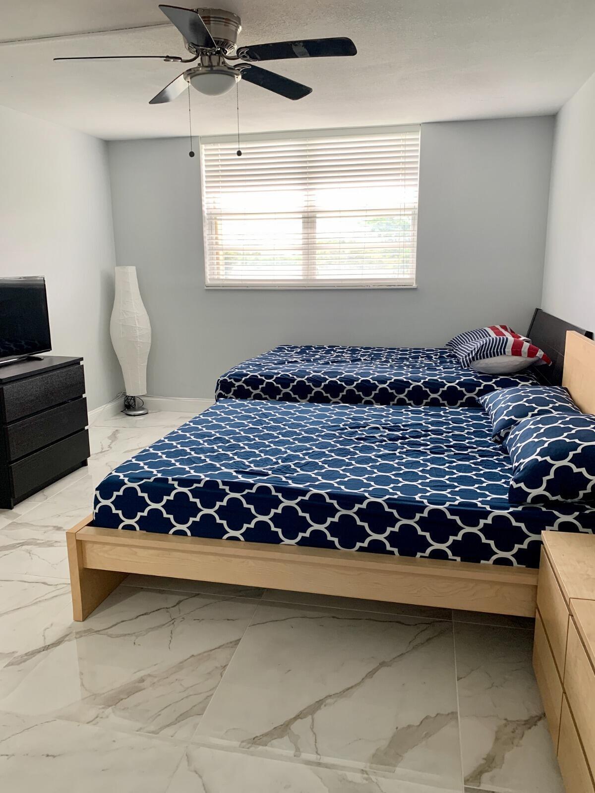 BOCA TEECA CONDO 3 - Residential