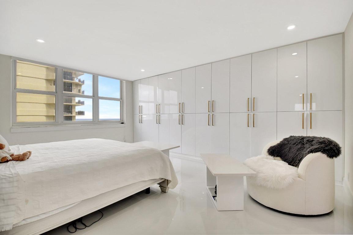 AQUARIUS CONDO - Residential Lease