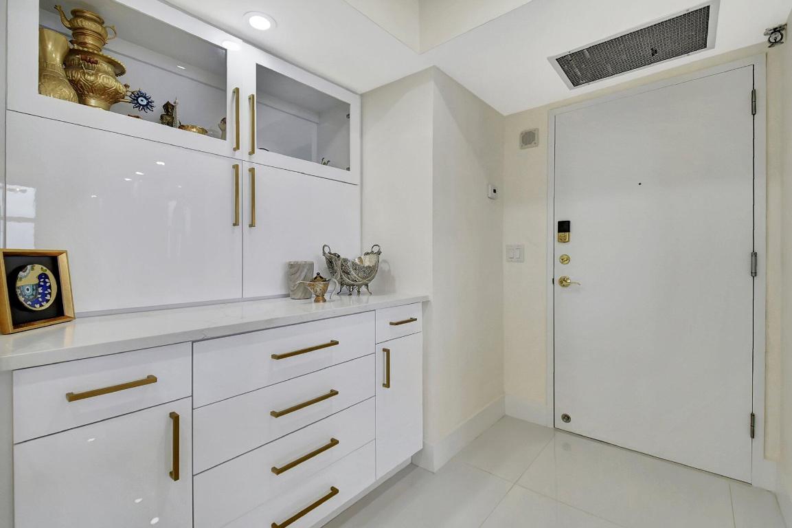 AQUARIUS CONDO - Residential Lease