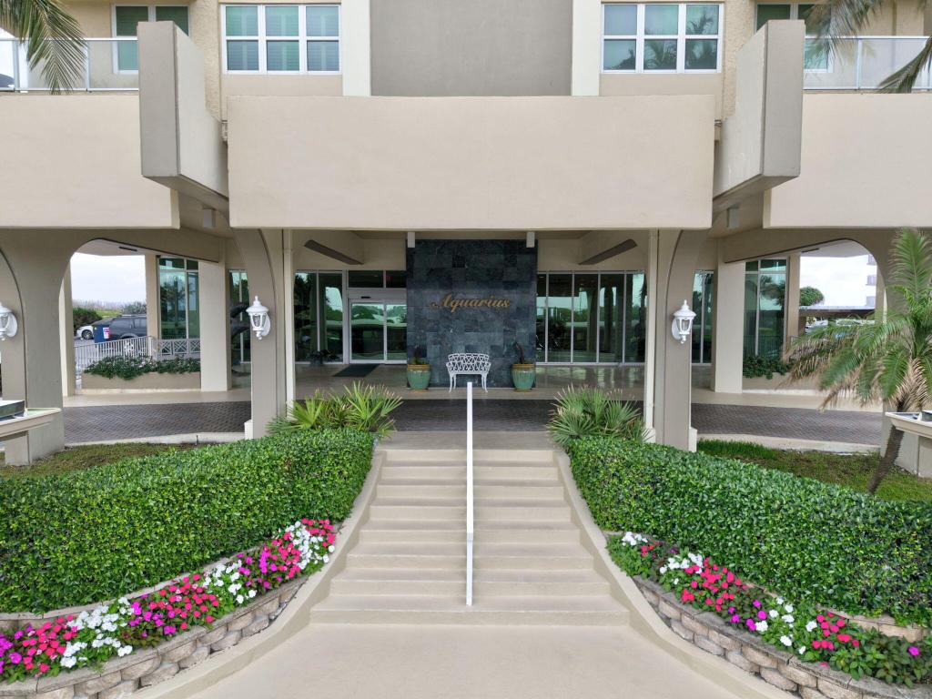AQUARIUS CONDO - Residential Lease