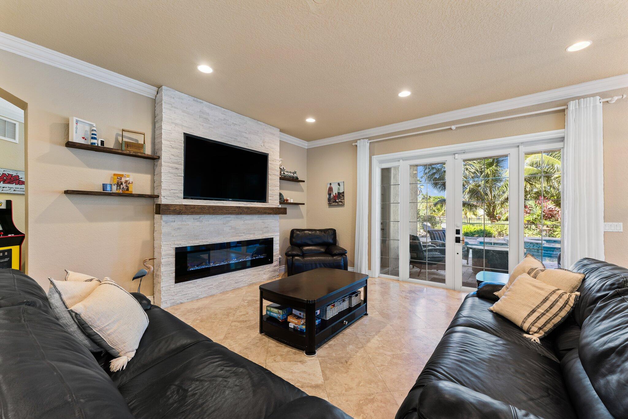 HAMMOCK CREEK - Residential