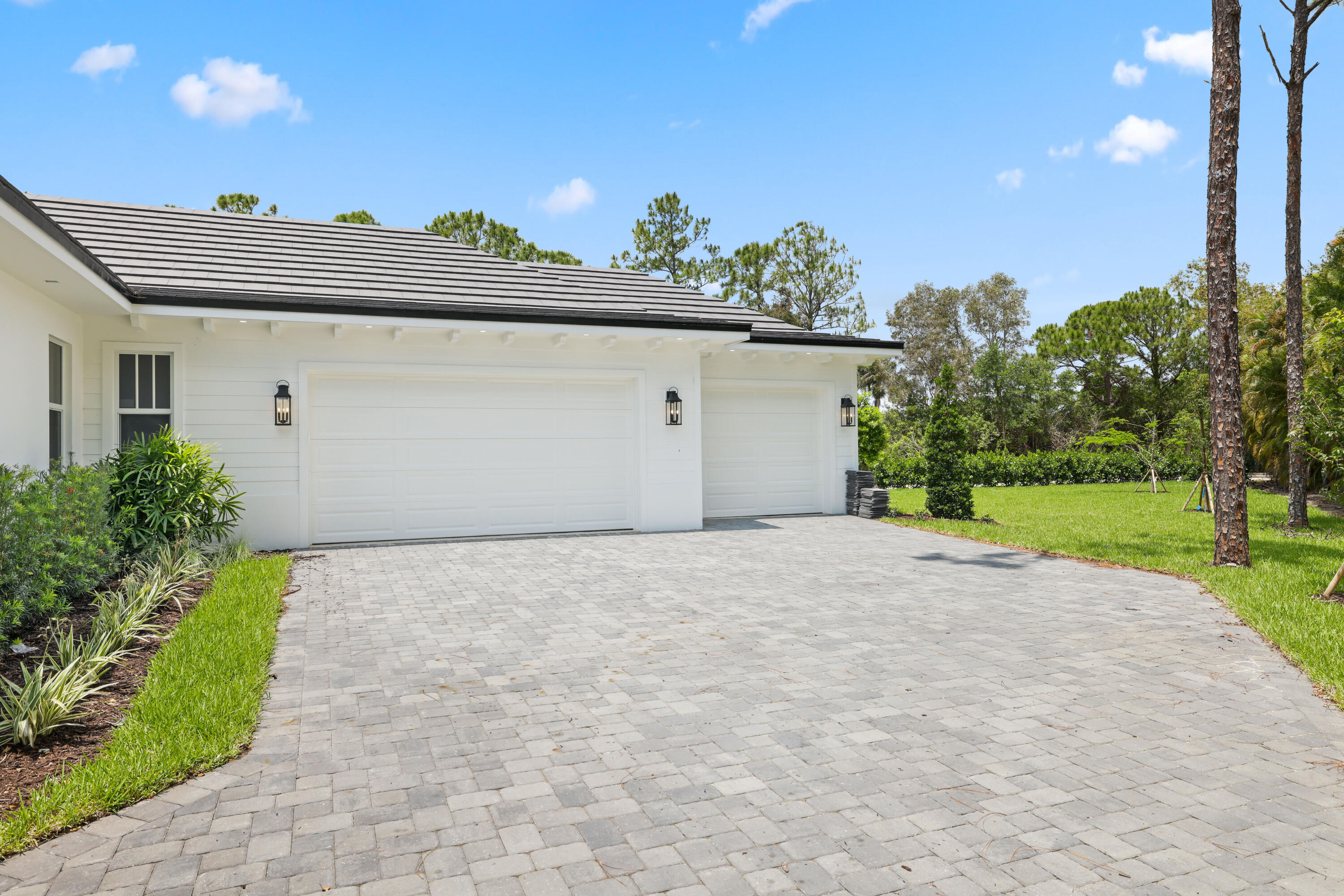 STONEWAL ESTATES - Residential