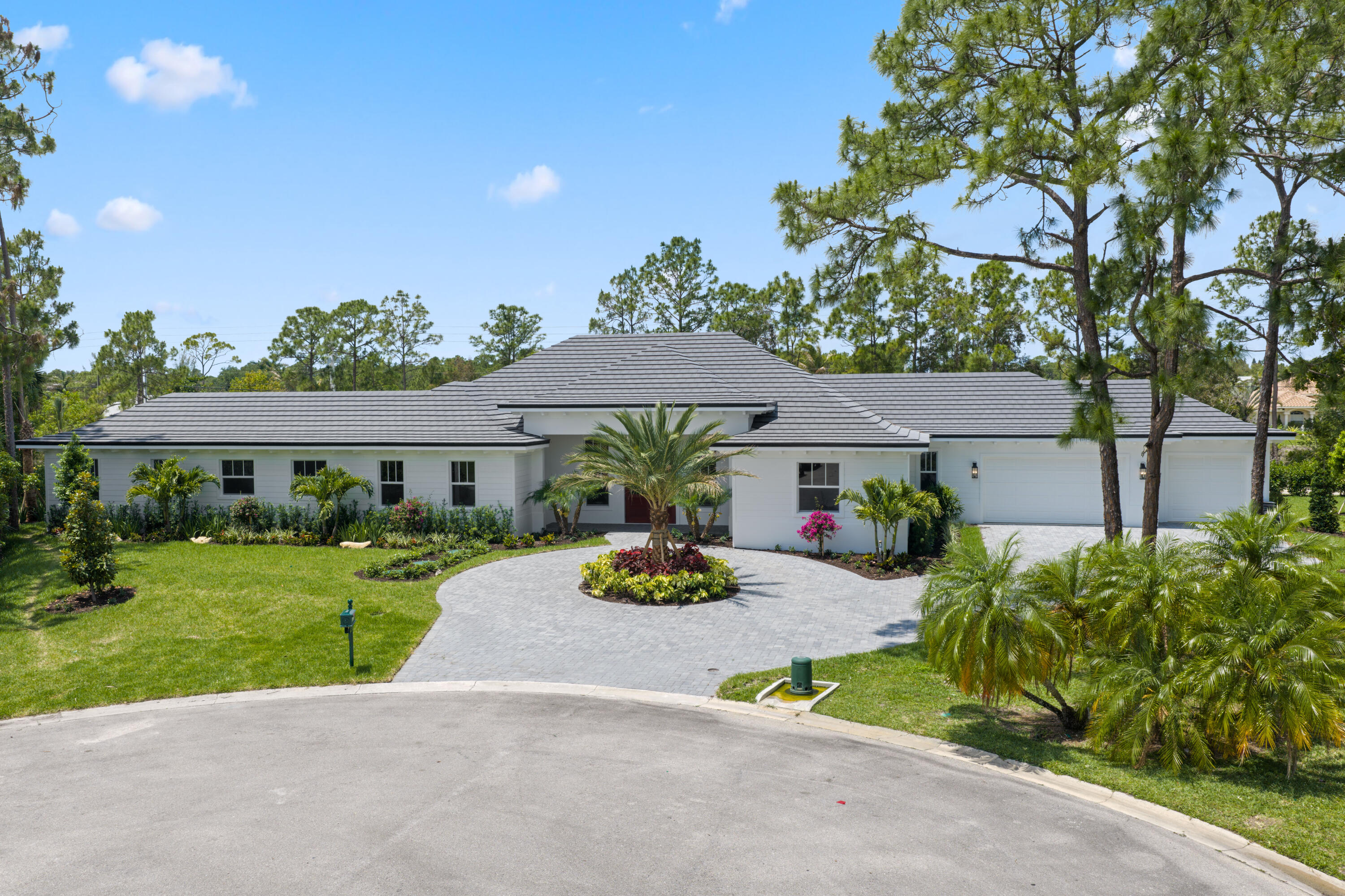 STONEWAL ESTATES - Residential