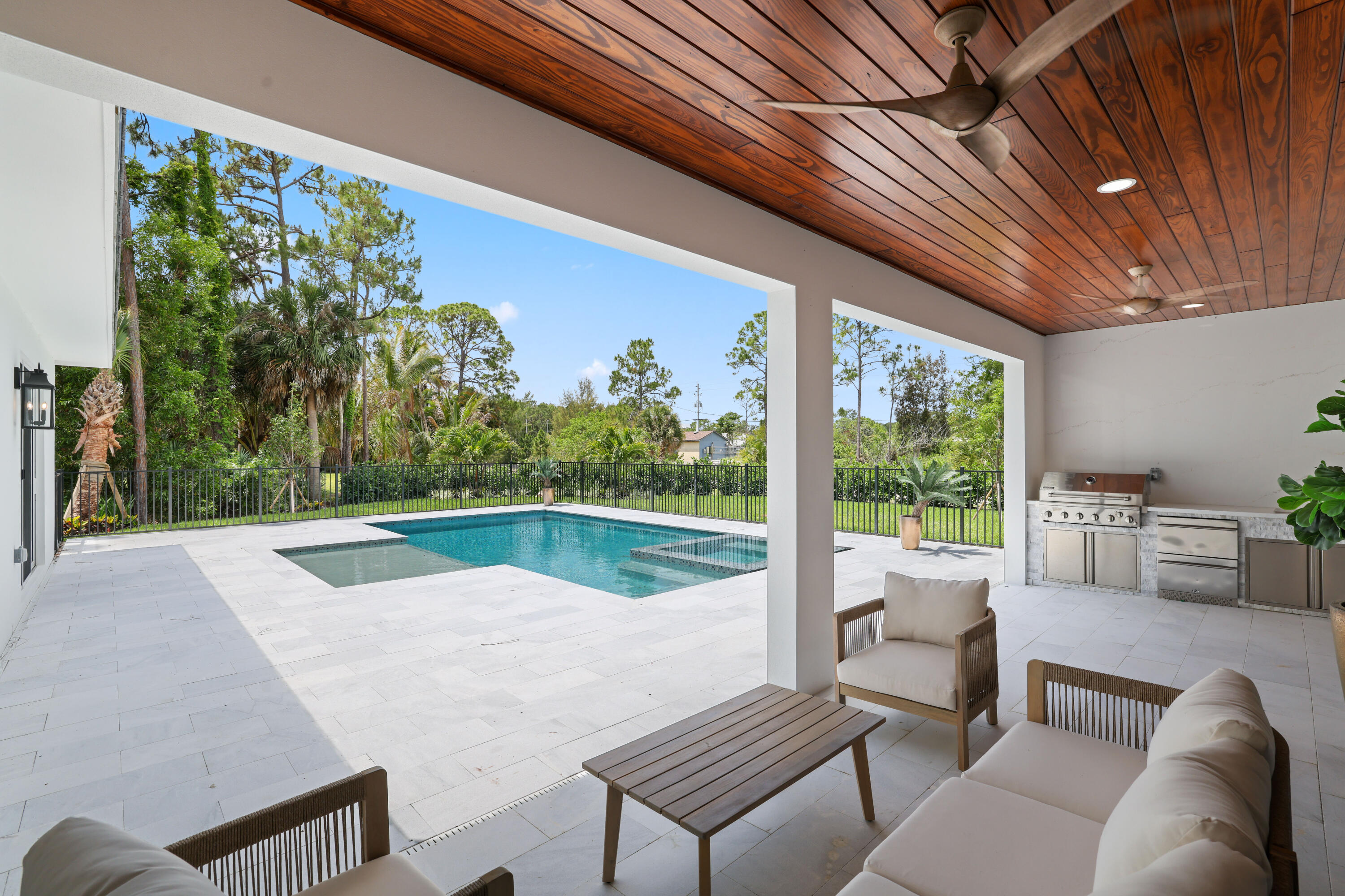 STONEWAL ESTATES - Residential