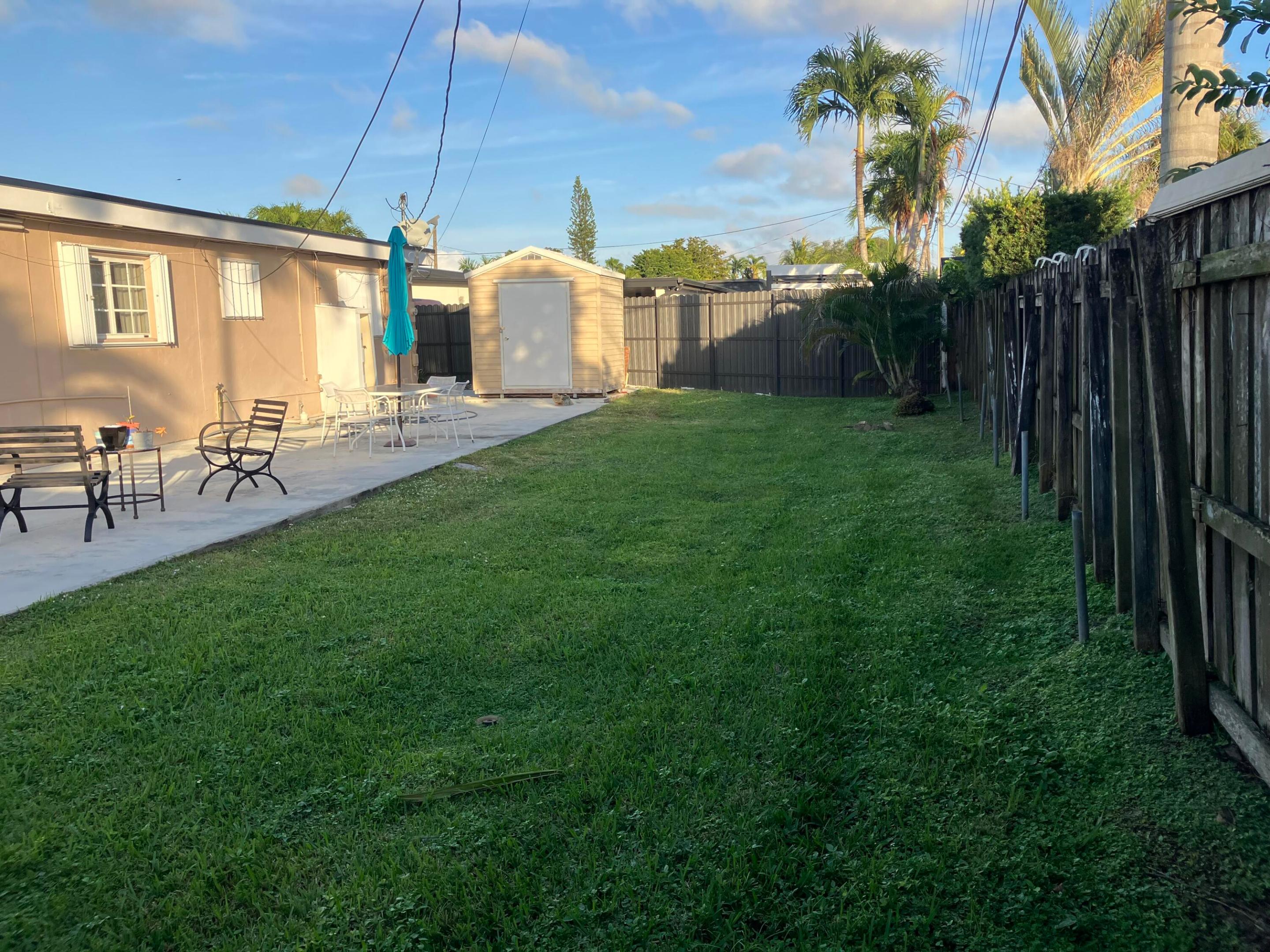PALM SPRINGS NORTH SEC C - Residential