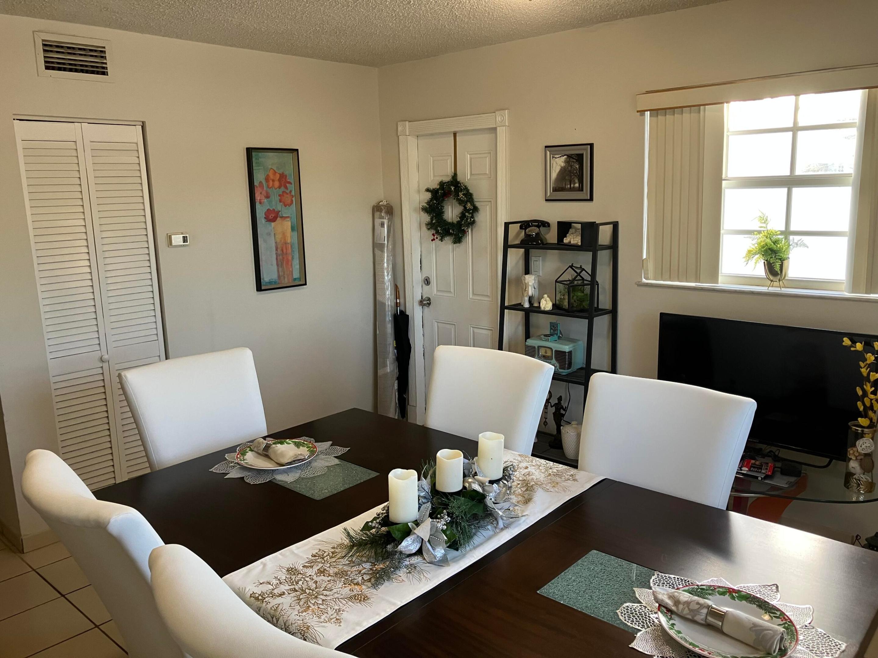 PALM SPRINGS NORTH SEC C - Residential