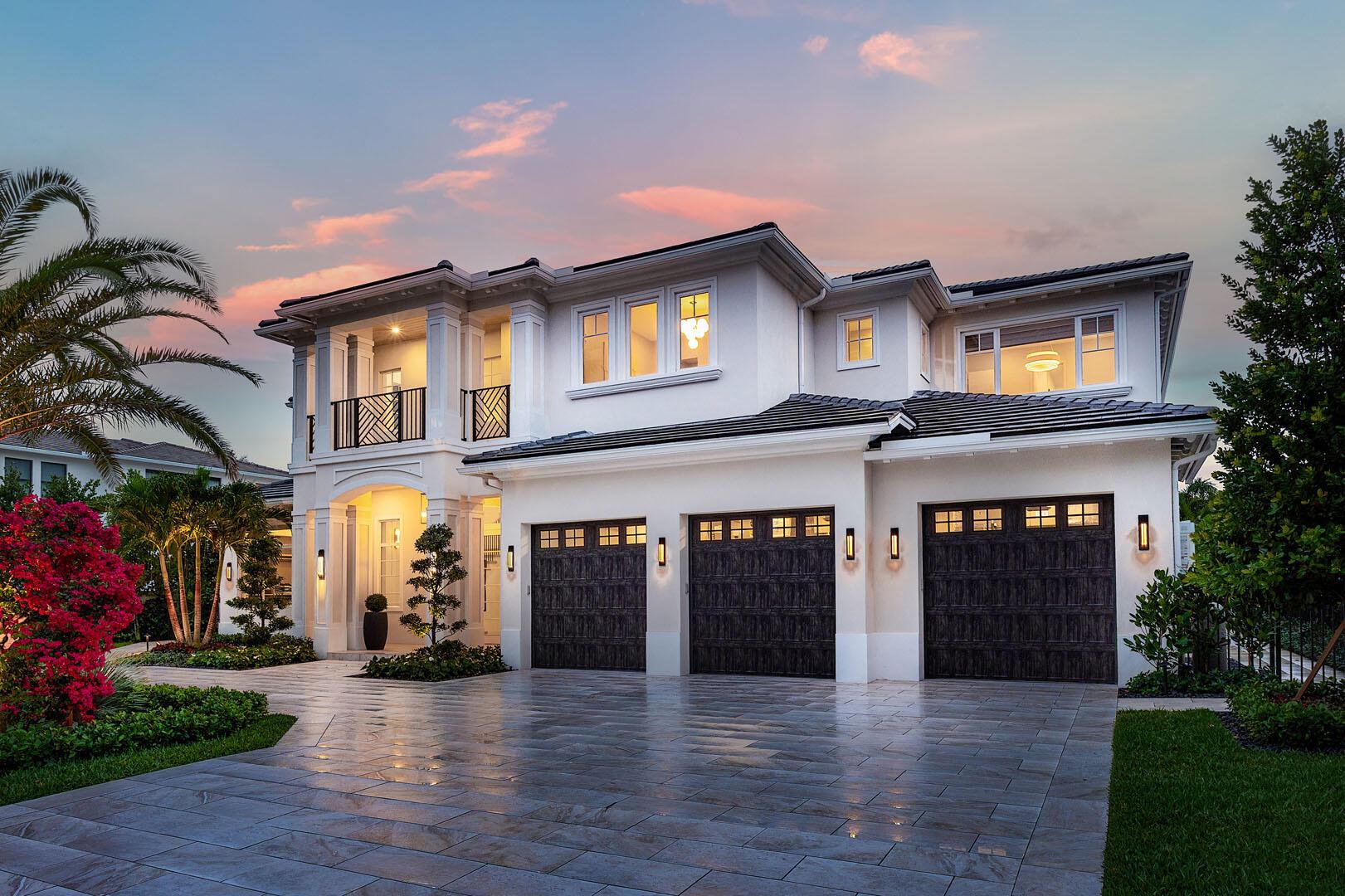 ROYAL PALM YACHT & COUNTRY CLUB - Residential