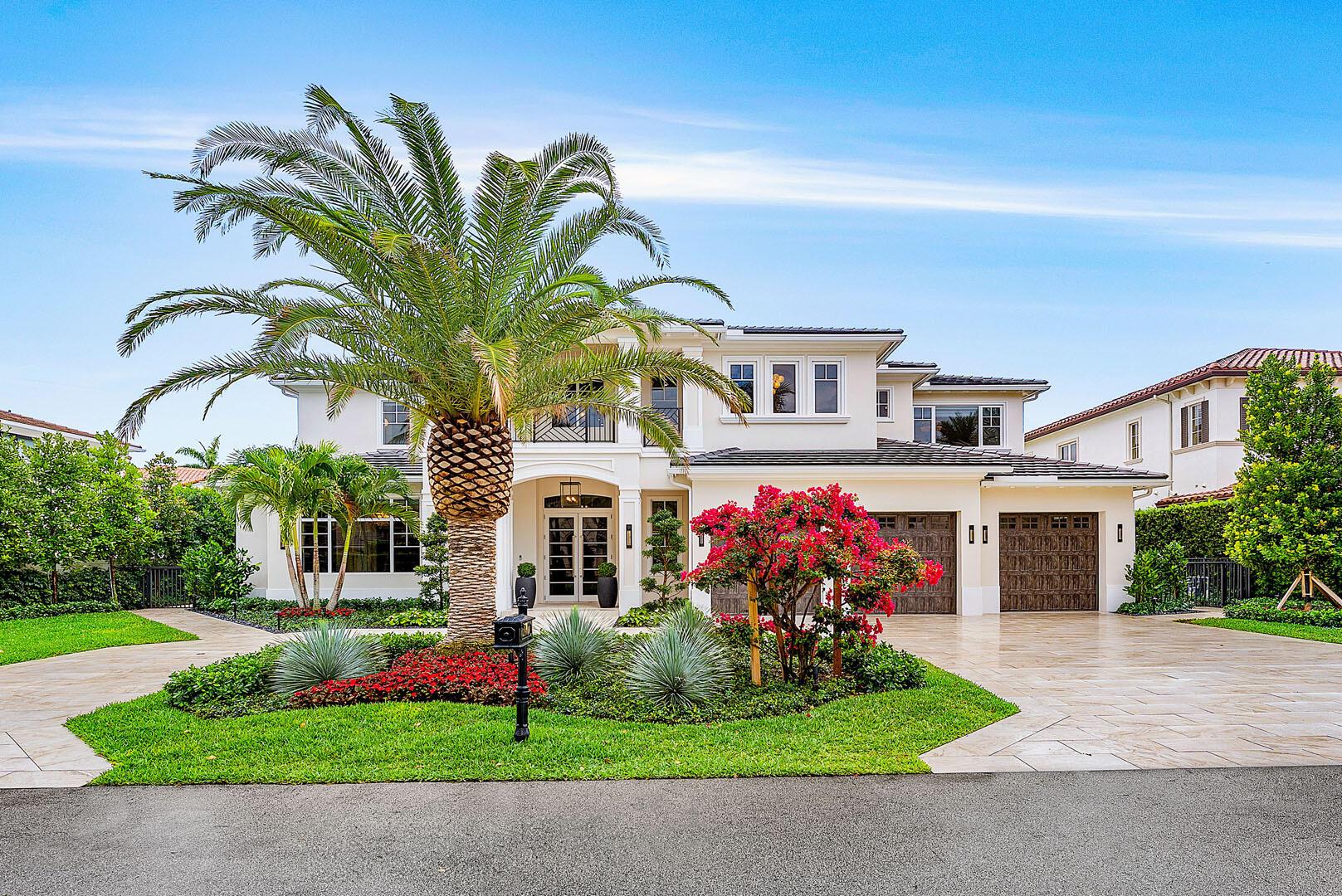 ROYAL PALM YACHT & COUNTRY CLUB - Residential