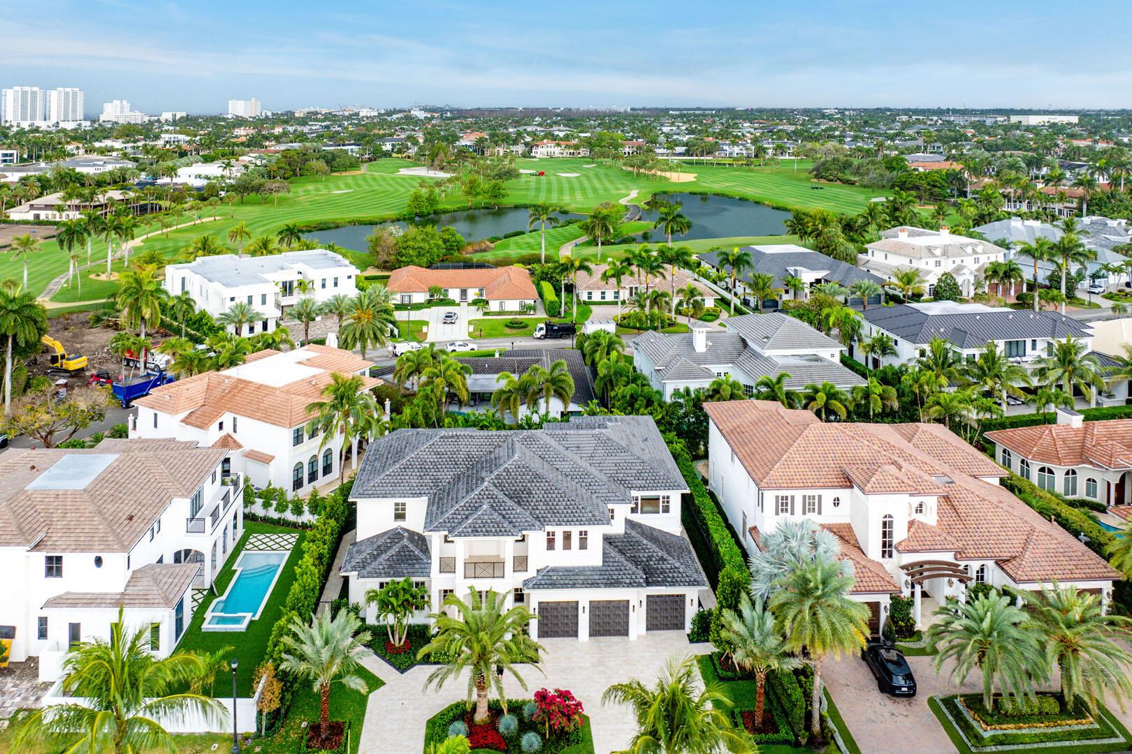 ROYAL PALM YACHT & COUNTRY CLUB - Residential