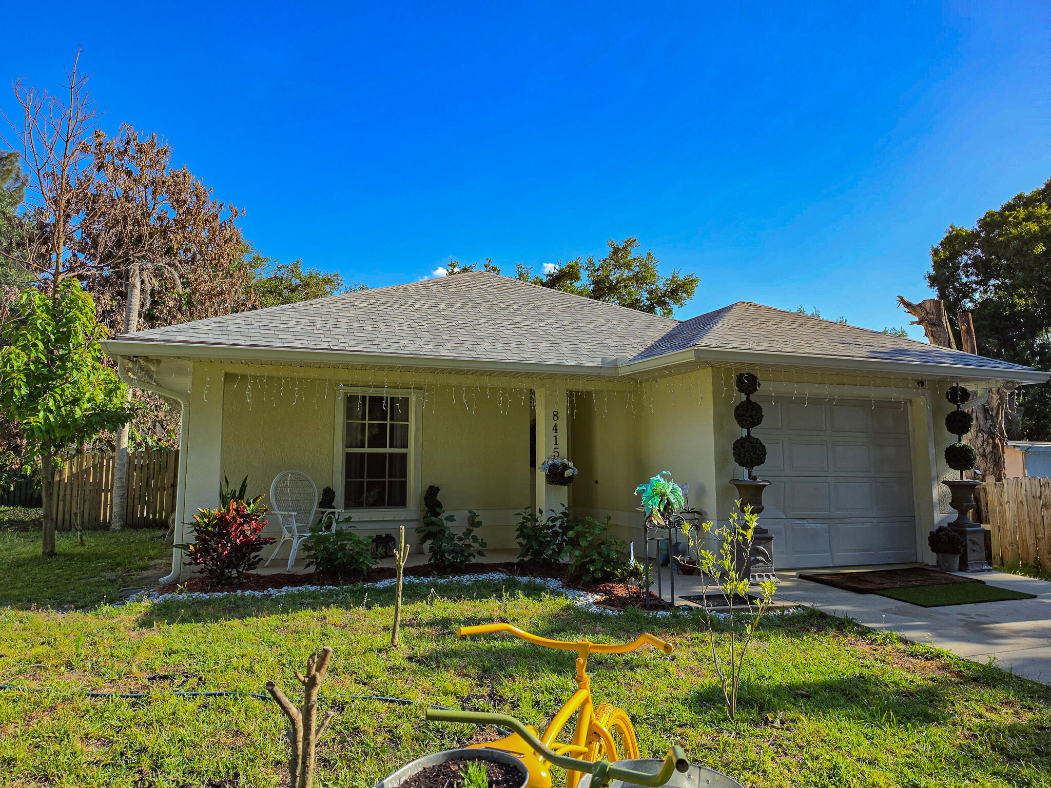 PARADISE PARK UNIT NO 1 - Residential Lease
