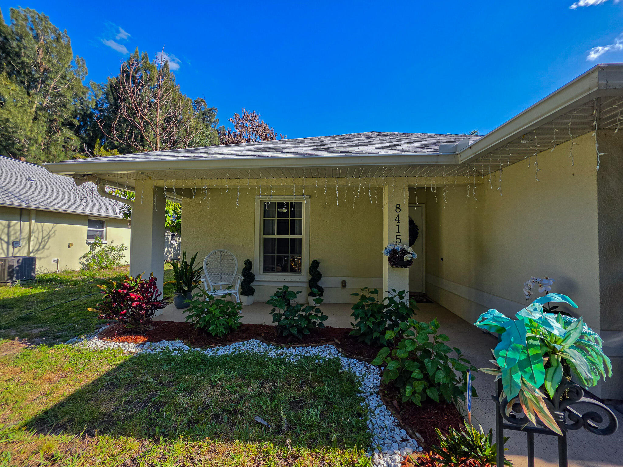 PARADISE PARK UNIT NO 1 - Residential Lease