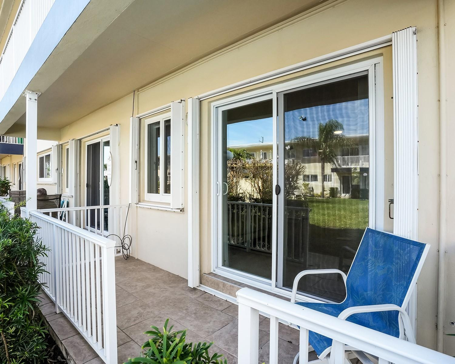 Renovated, well-kept 1st-floor unit in all- age community of Sunshine Villas, Dania Beach. Ceramic tile throughout, built-in cabinetry, and a seamless open concept layout. Spacious bedroom and living area with a pristine, charming bathroom. Enjoy courtyard views and front-row access to shuffleboard in a bright, airy space perfect for contemporary living within a welcoming community. A serene retreat in a well-maintained community. Come see this unit, and make it your very own.