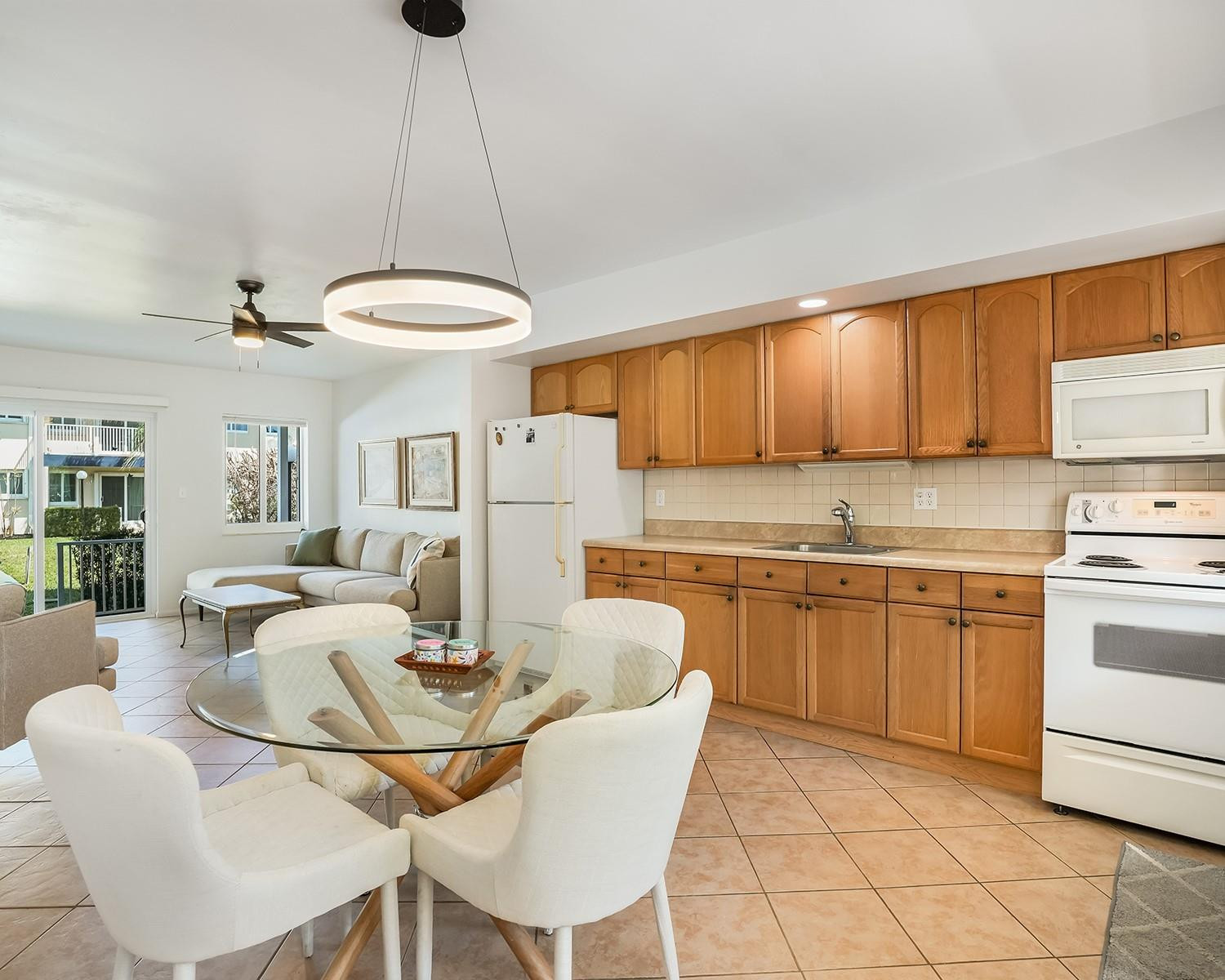 SUNSHINE VILLA CO-OP - Residential