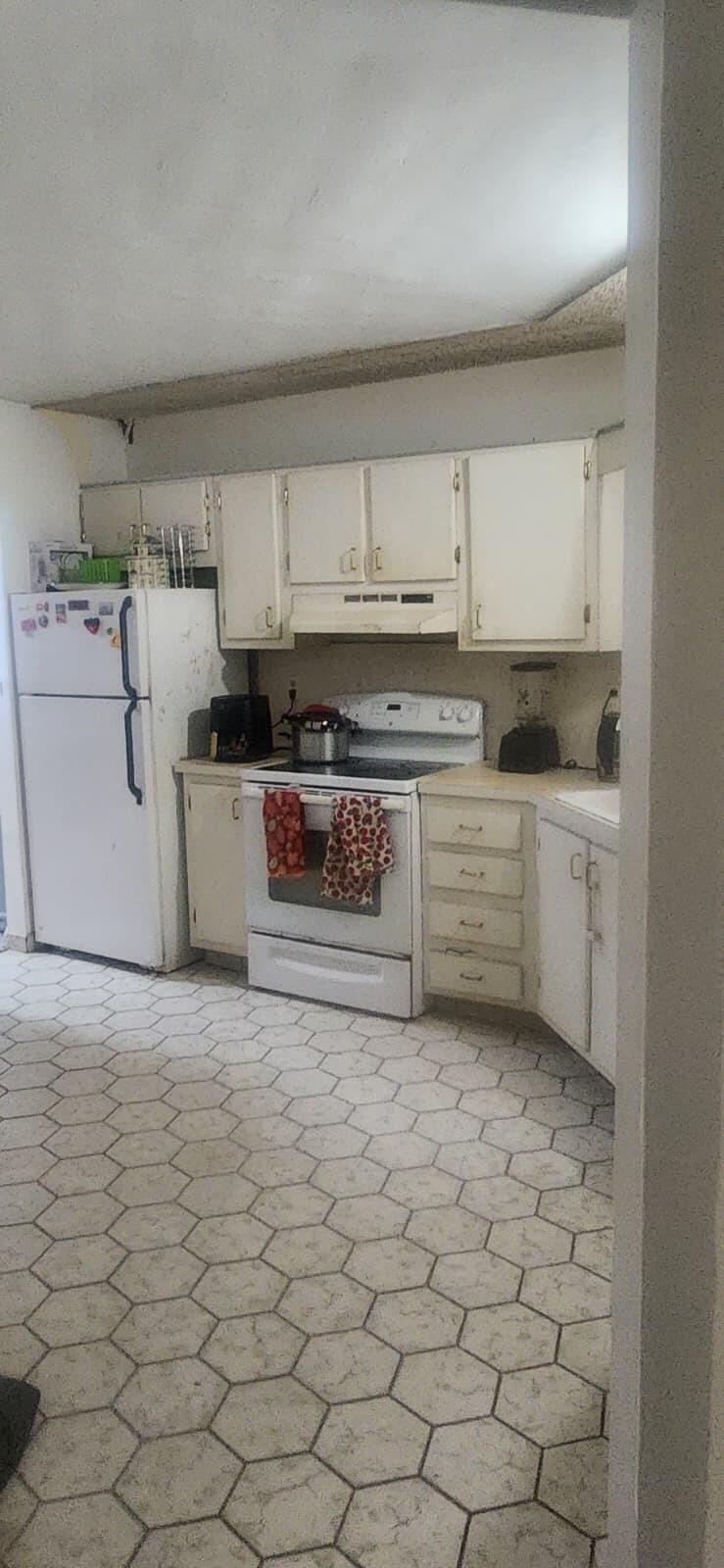 PLANTATION CLUB C CONDO - Residential