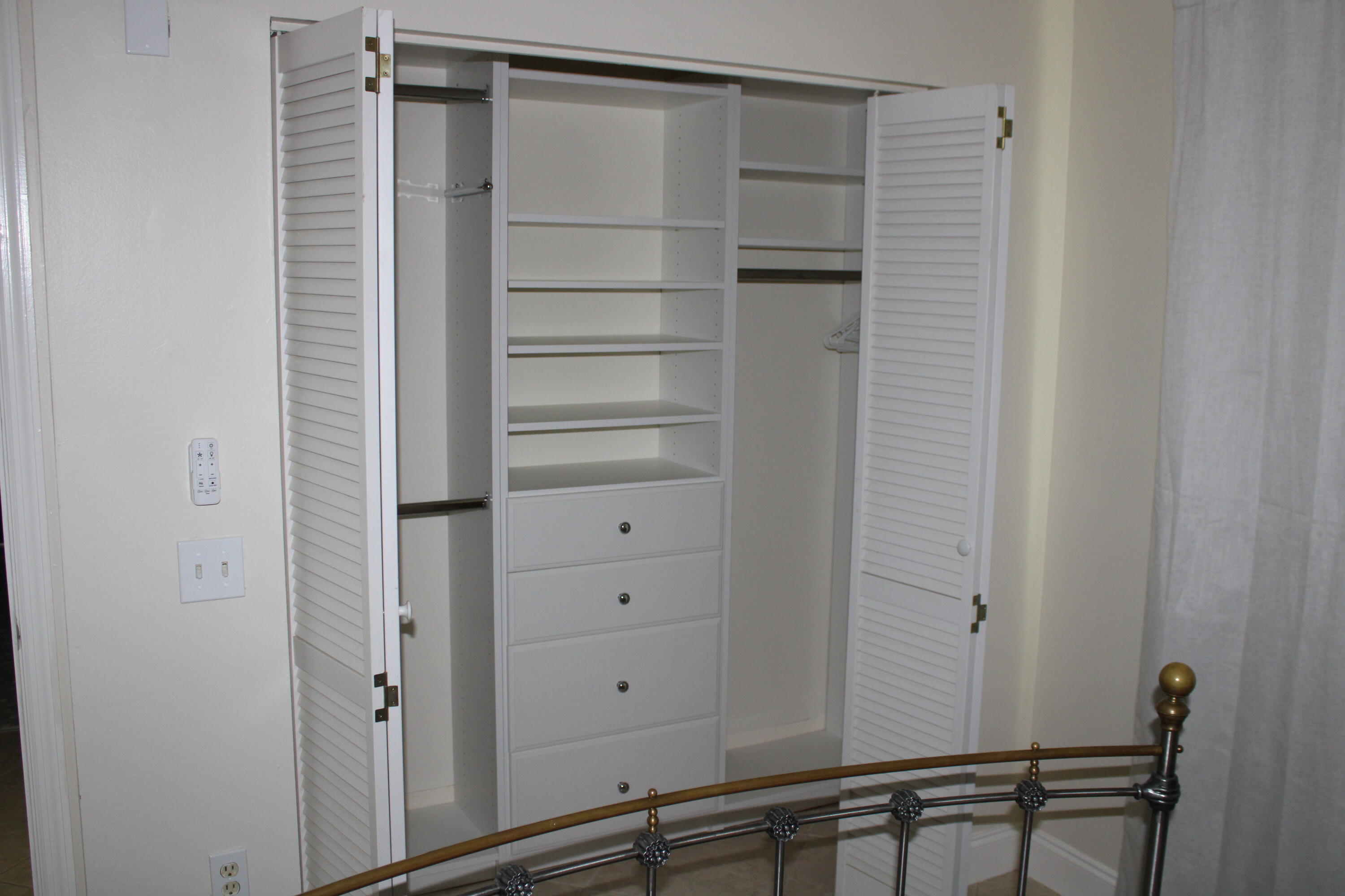 VILLA DEL SOL CONDO - Residential Lease