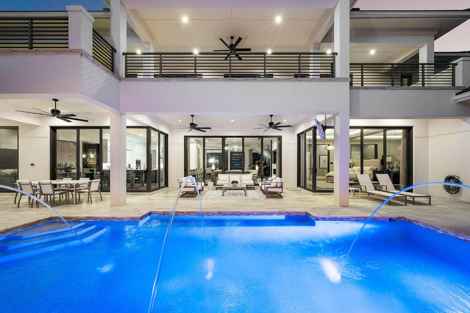 ROYAL PALM YACHT & COUNTRY CLUB - Residential