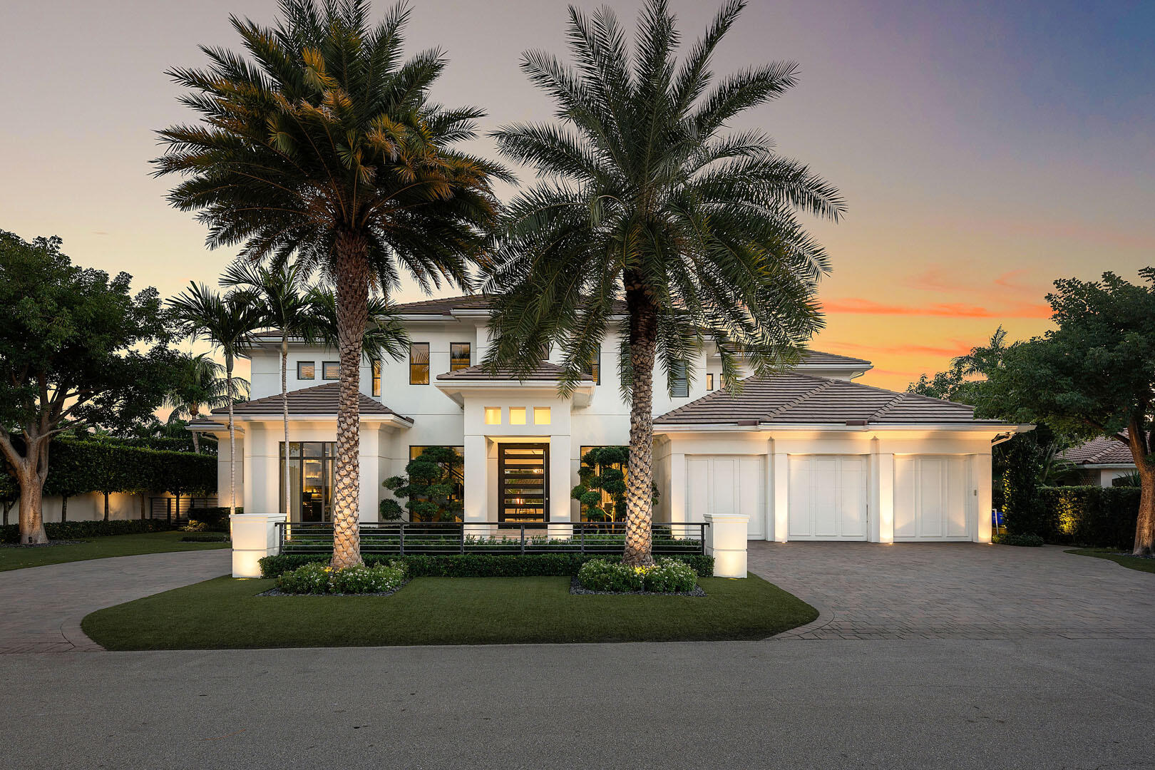 ROYAL PALM YACHT & COUNTRY CLUB - Residential