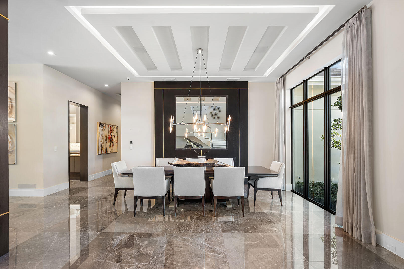 ROYAL PALM YACHT & COUNTRY CLUB - Residential