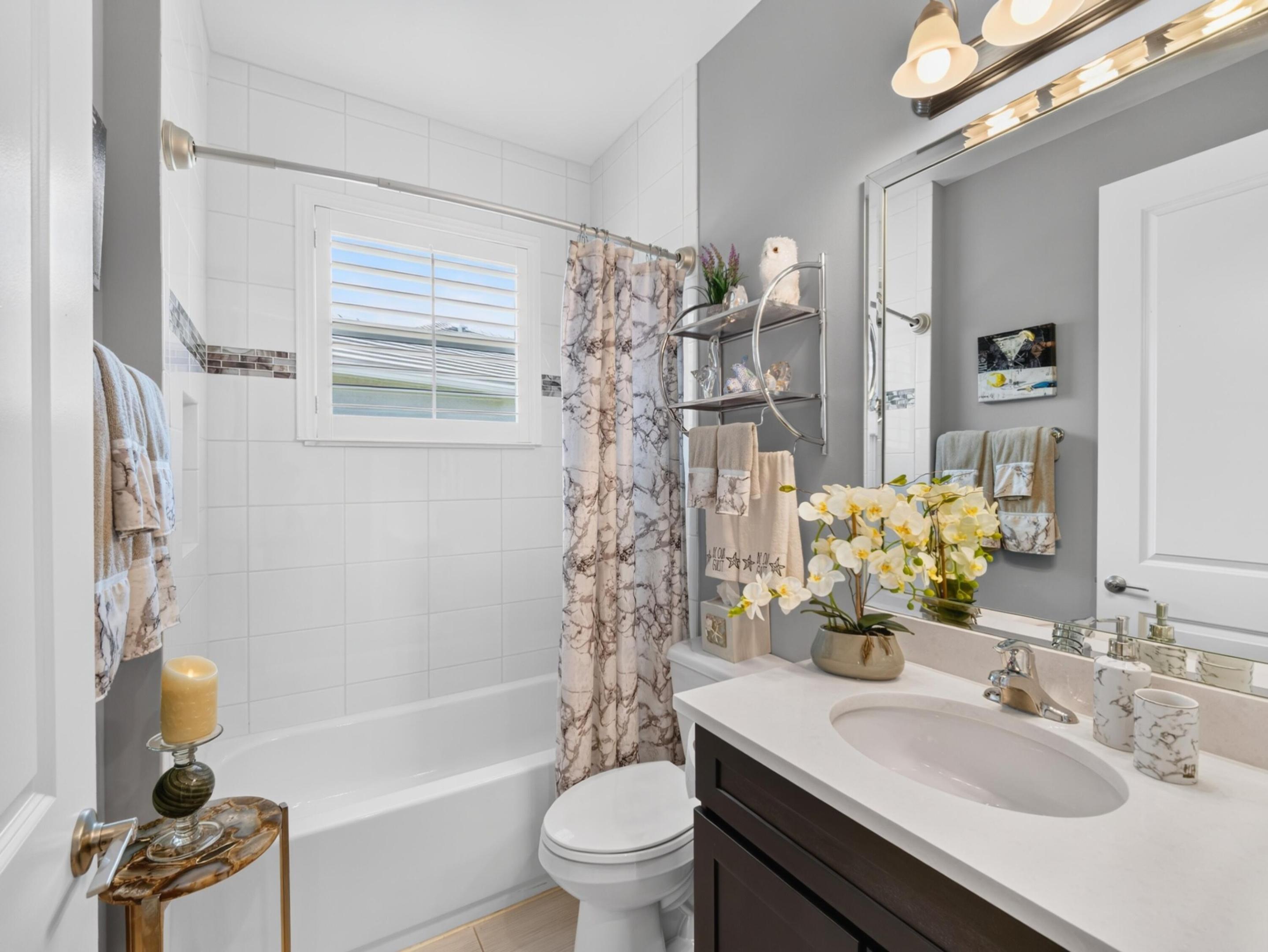 Valencia Cay at Riverland - Residential