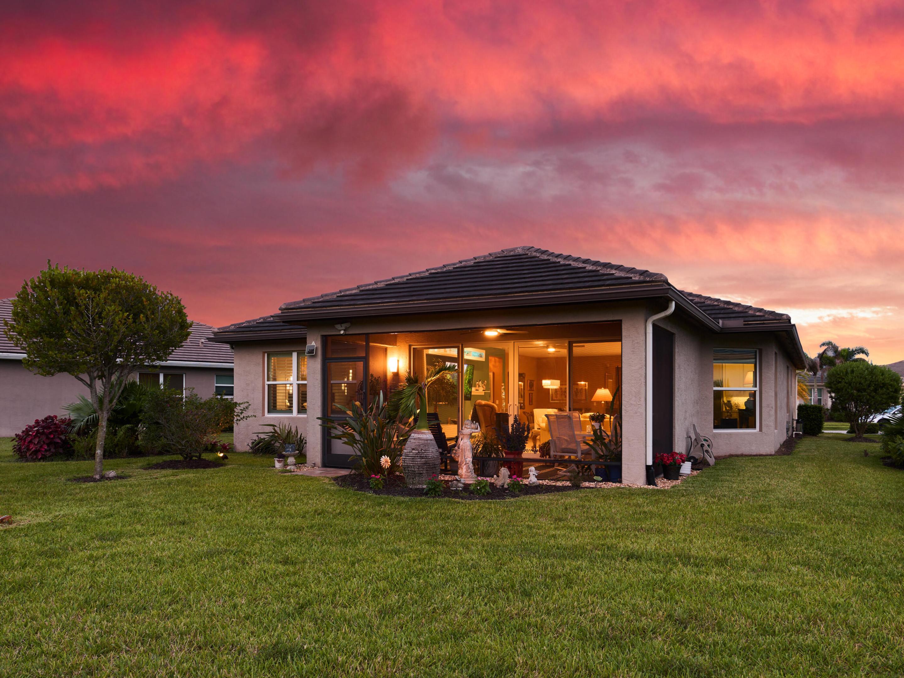 Valencia Cay at Riverland - Residential