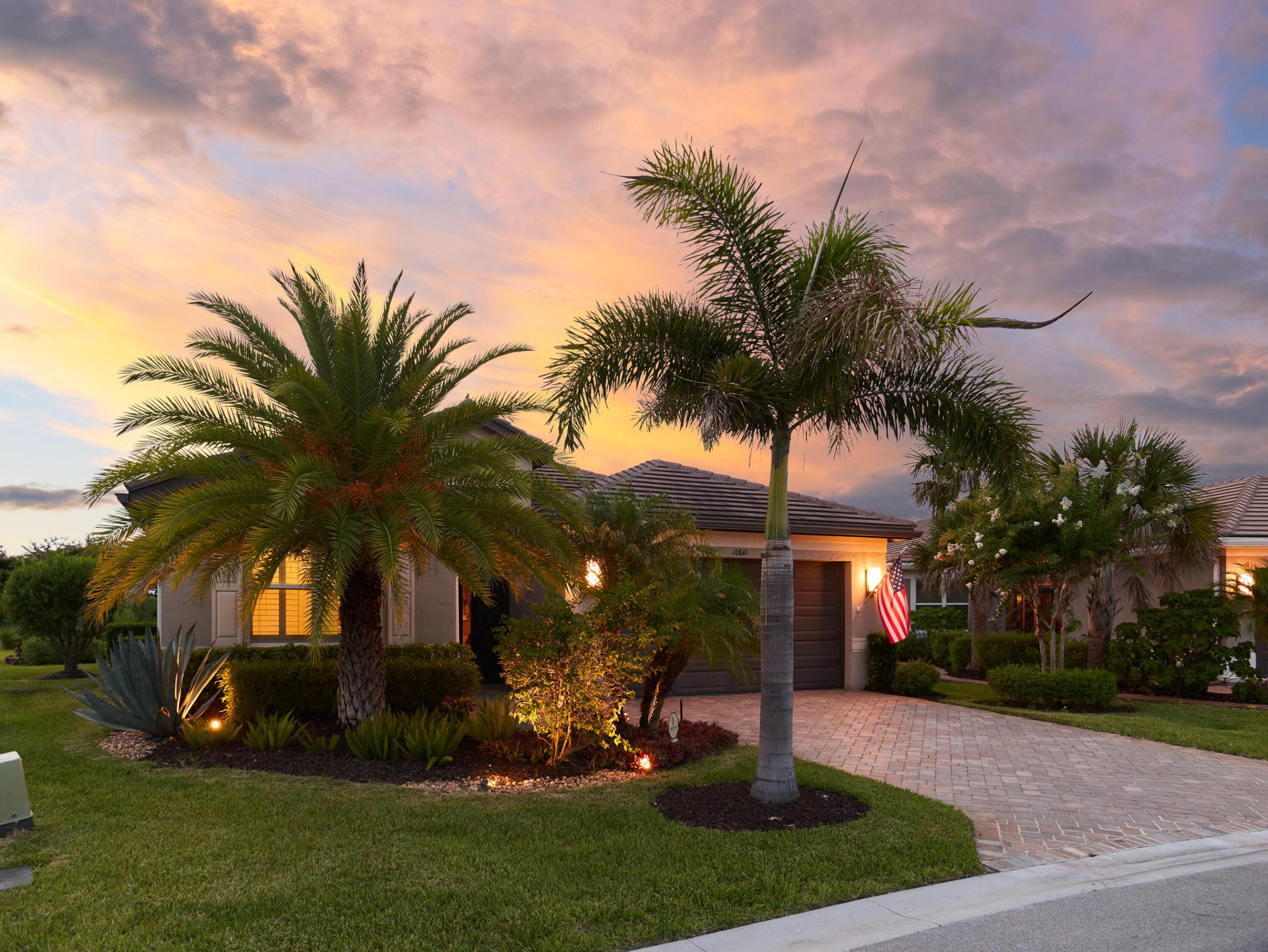 Valencia Cay at Riverland - Residential